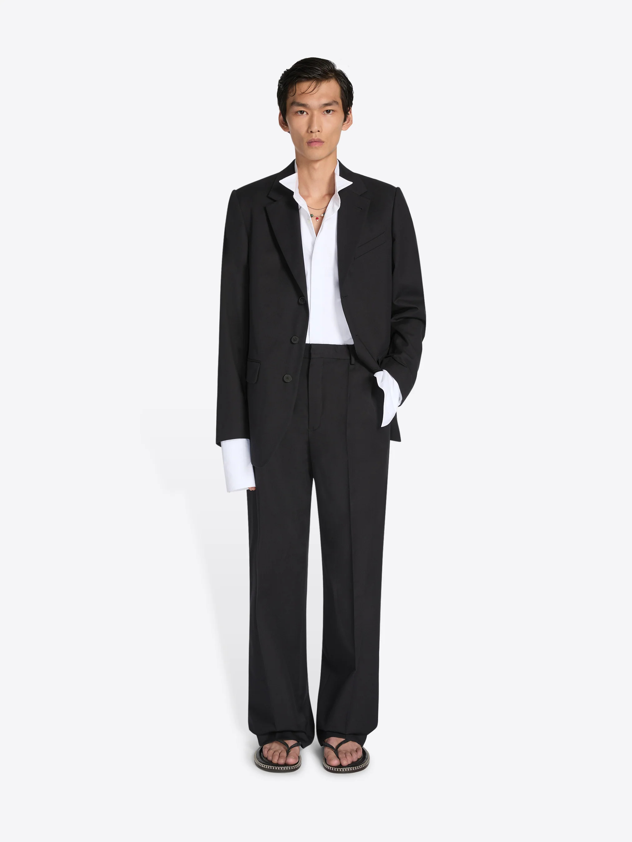 1011-loose-fit-suit-2.webp Loose fit suit