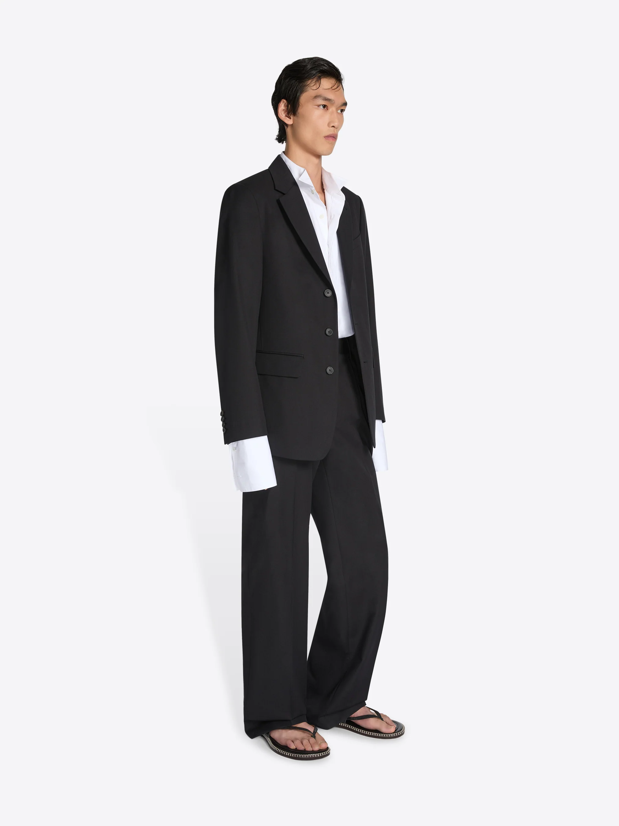 1011-loose-fit-suit-3.webp Loose fit suit