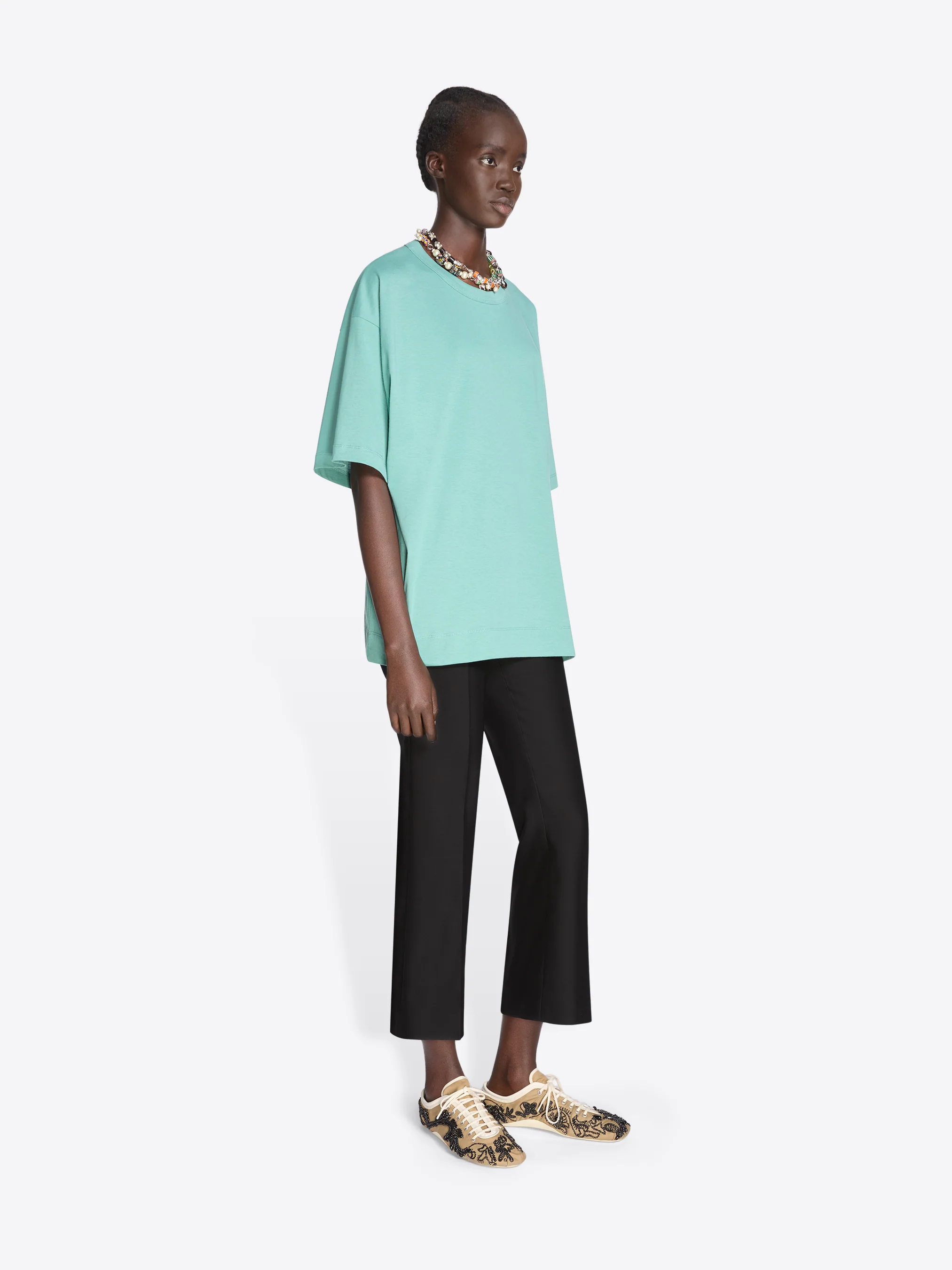 Loose cotton tee