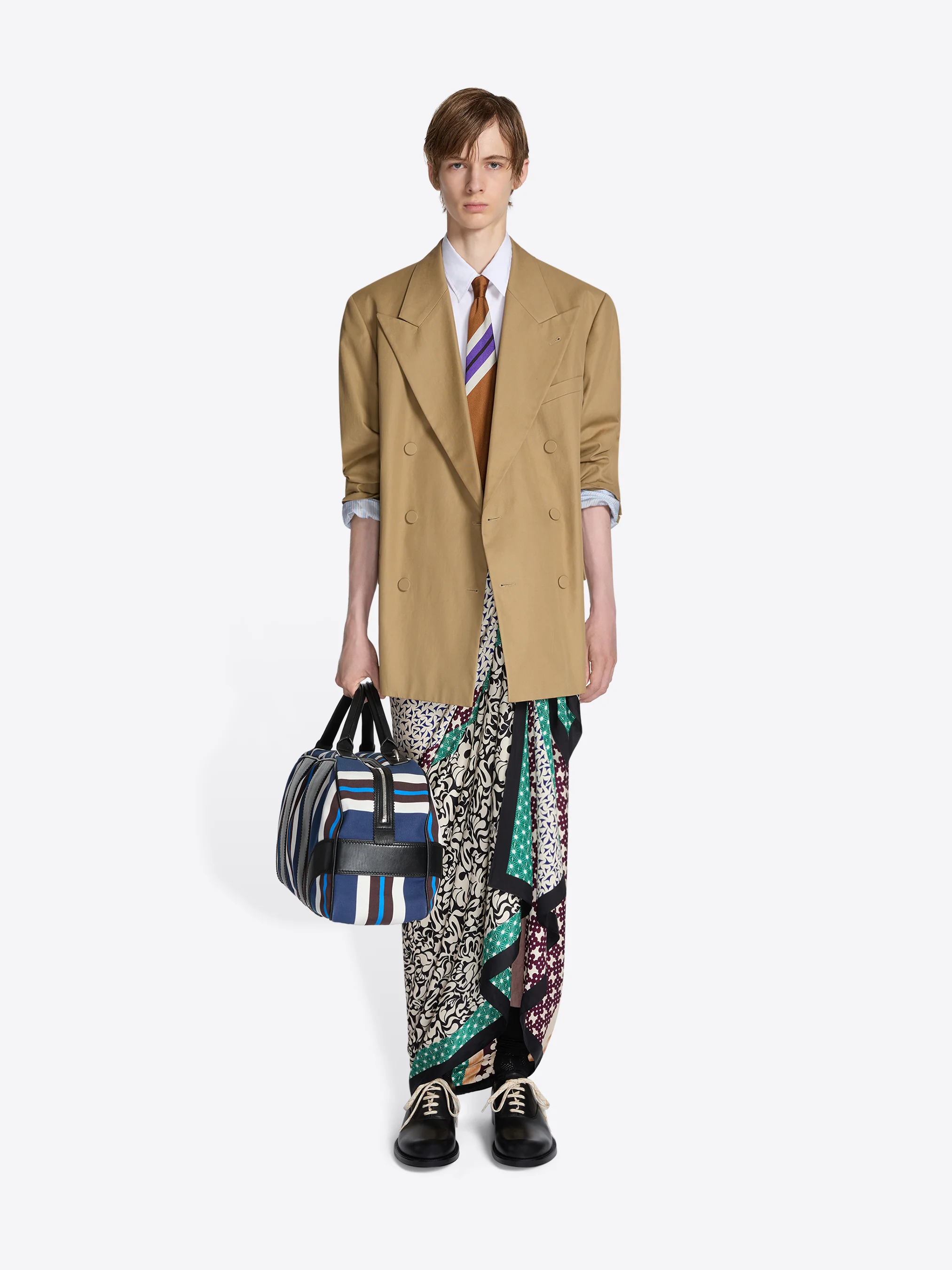 Printed silk tie