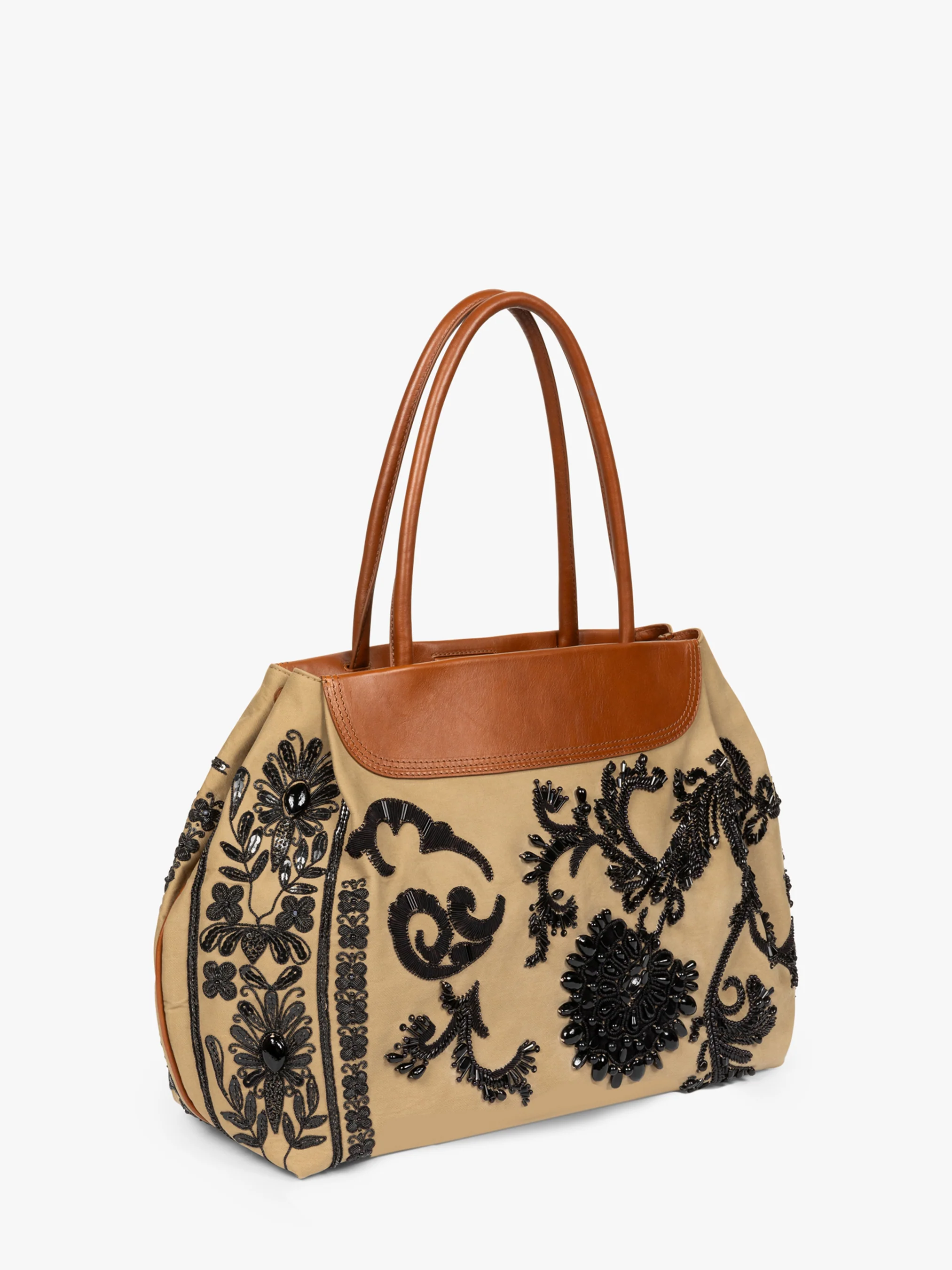 Embroidered shoulder bag
