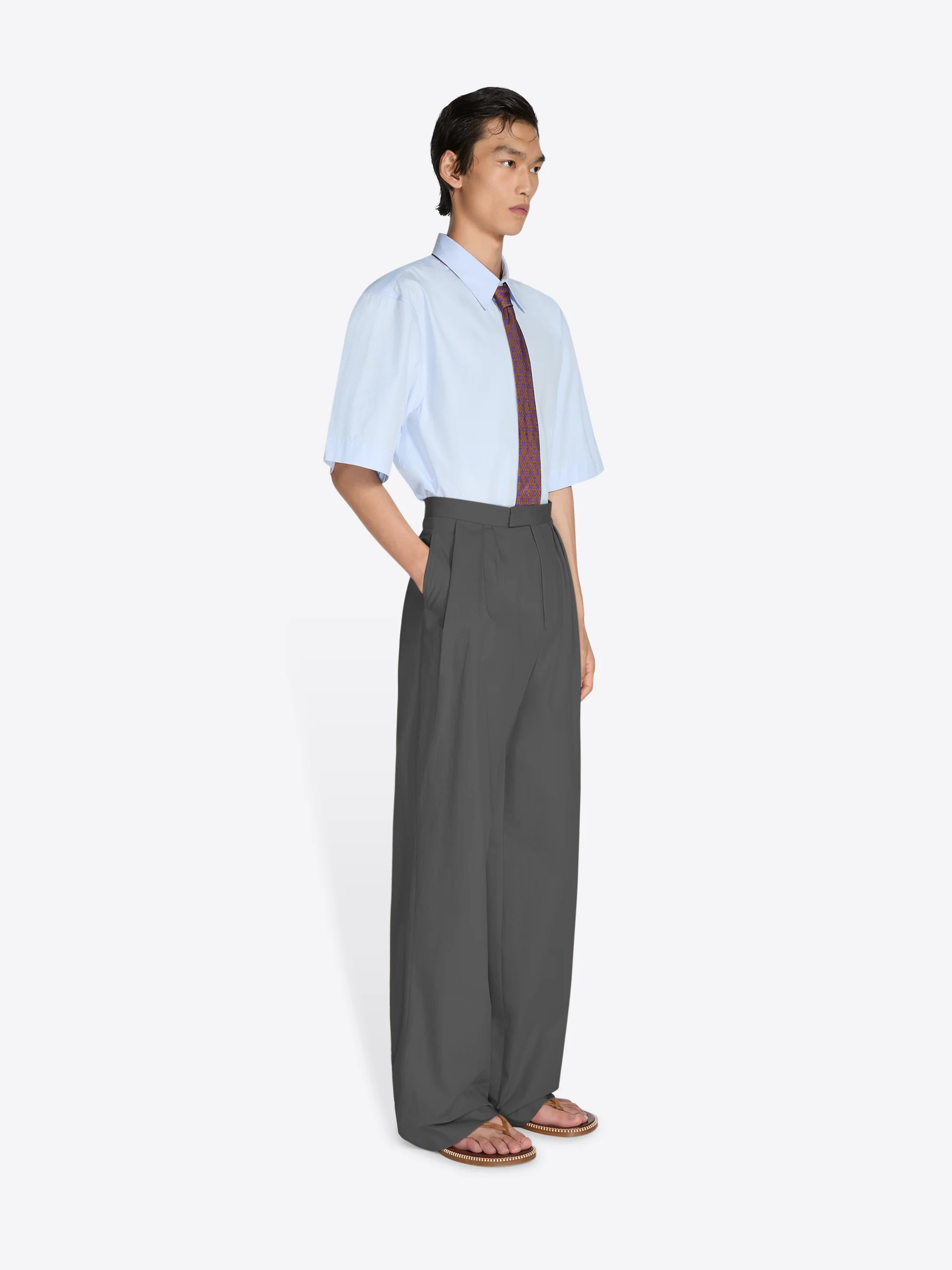 1375-pleated-cotton-poplin-pants-7.webp Pleated cotton poplin pants