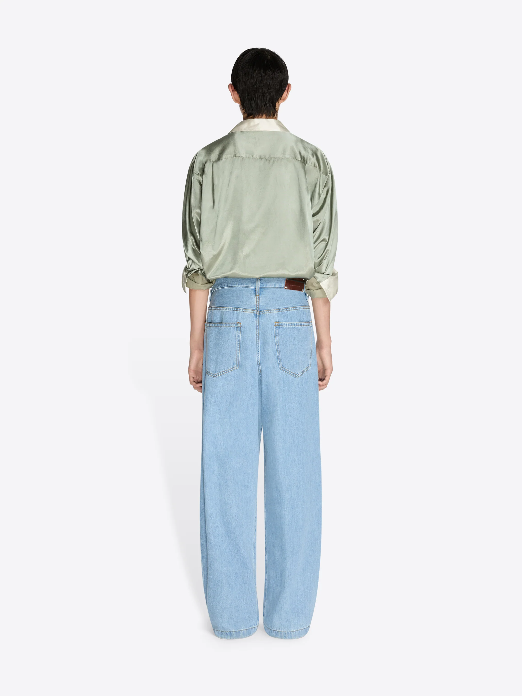 1388-pleated-jeans-4.webp Pleated jeans