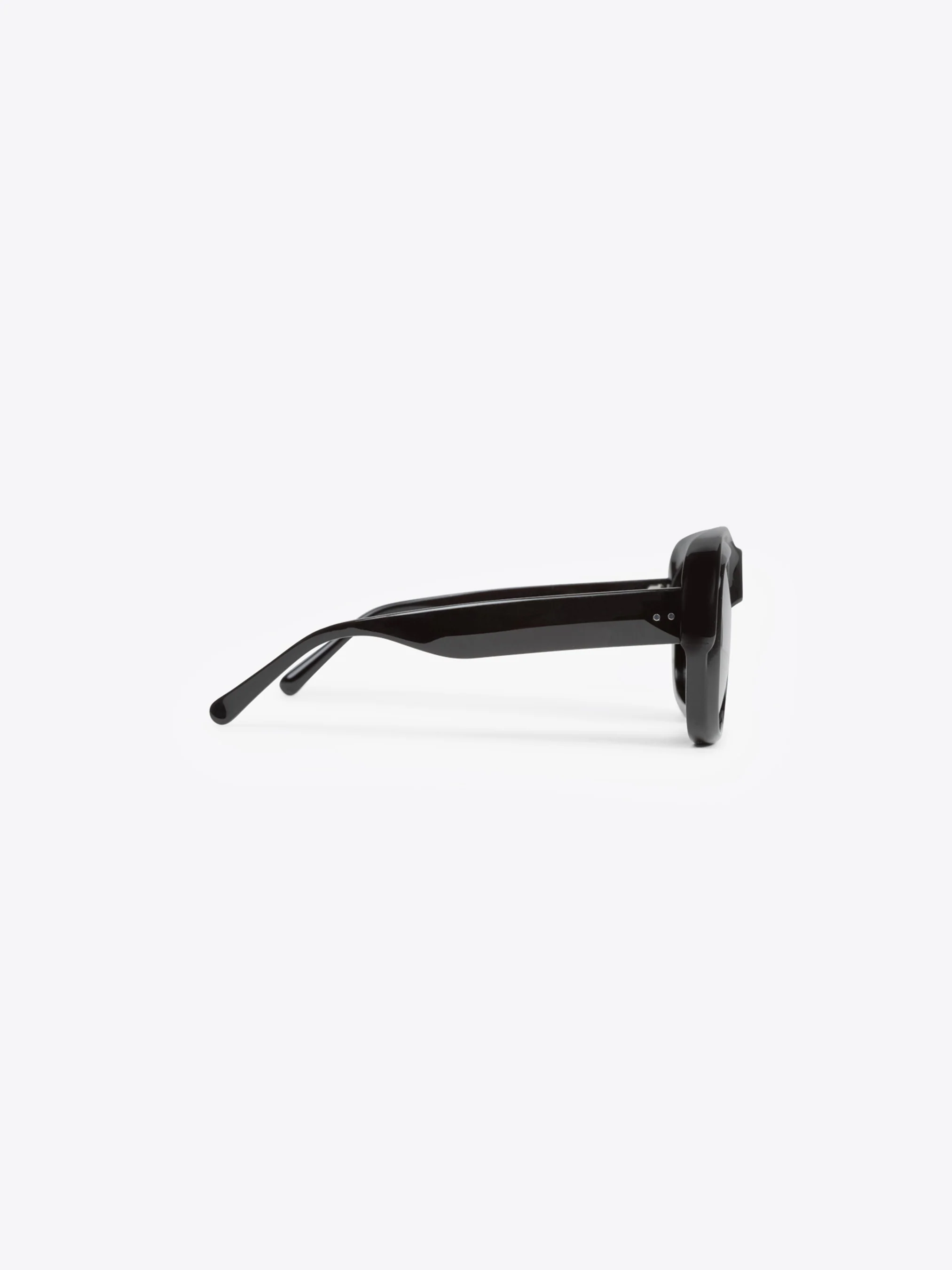 Oversized square sunglasses