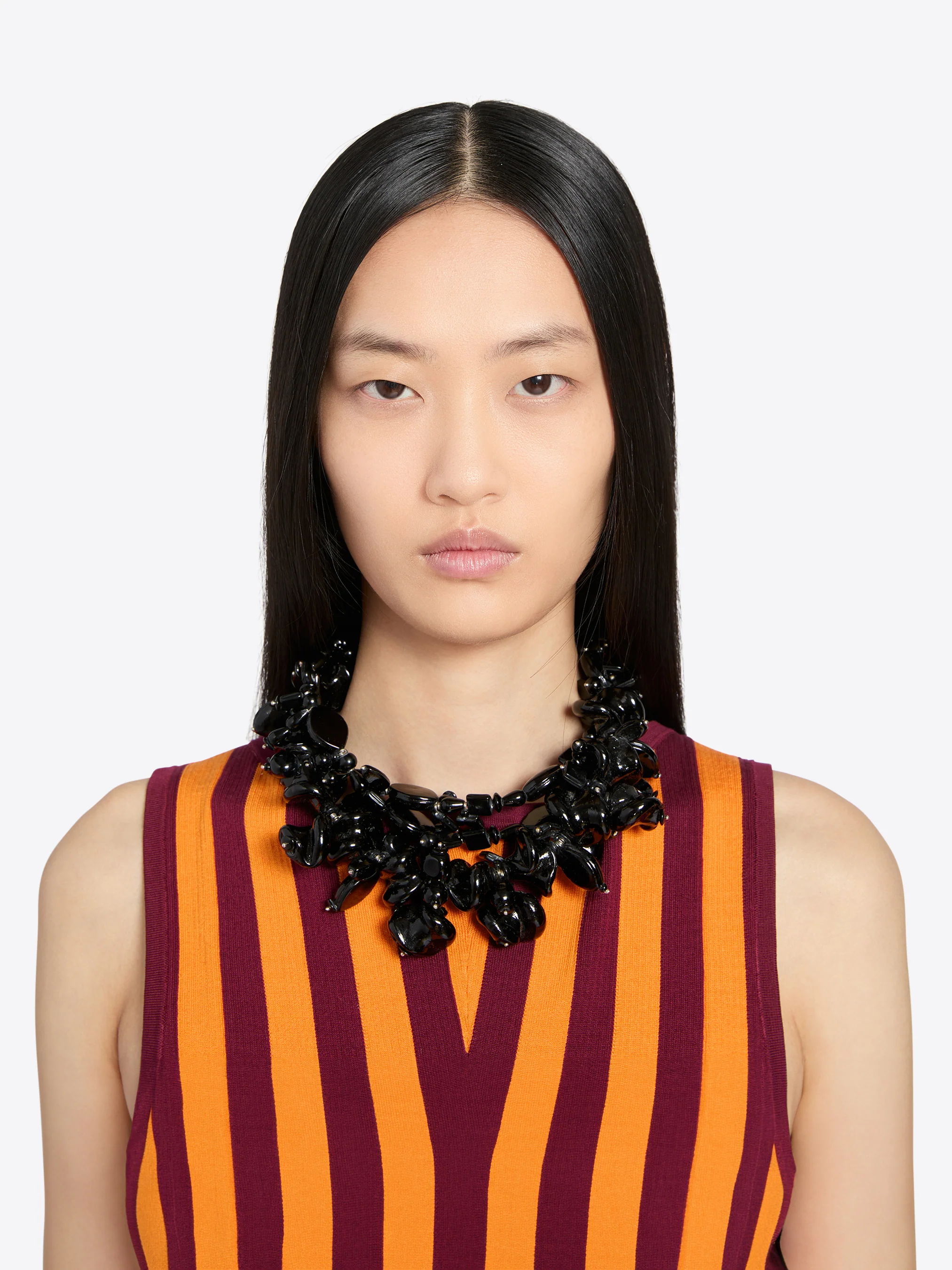 Embellished collar necklace
