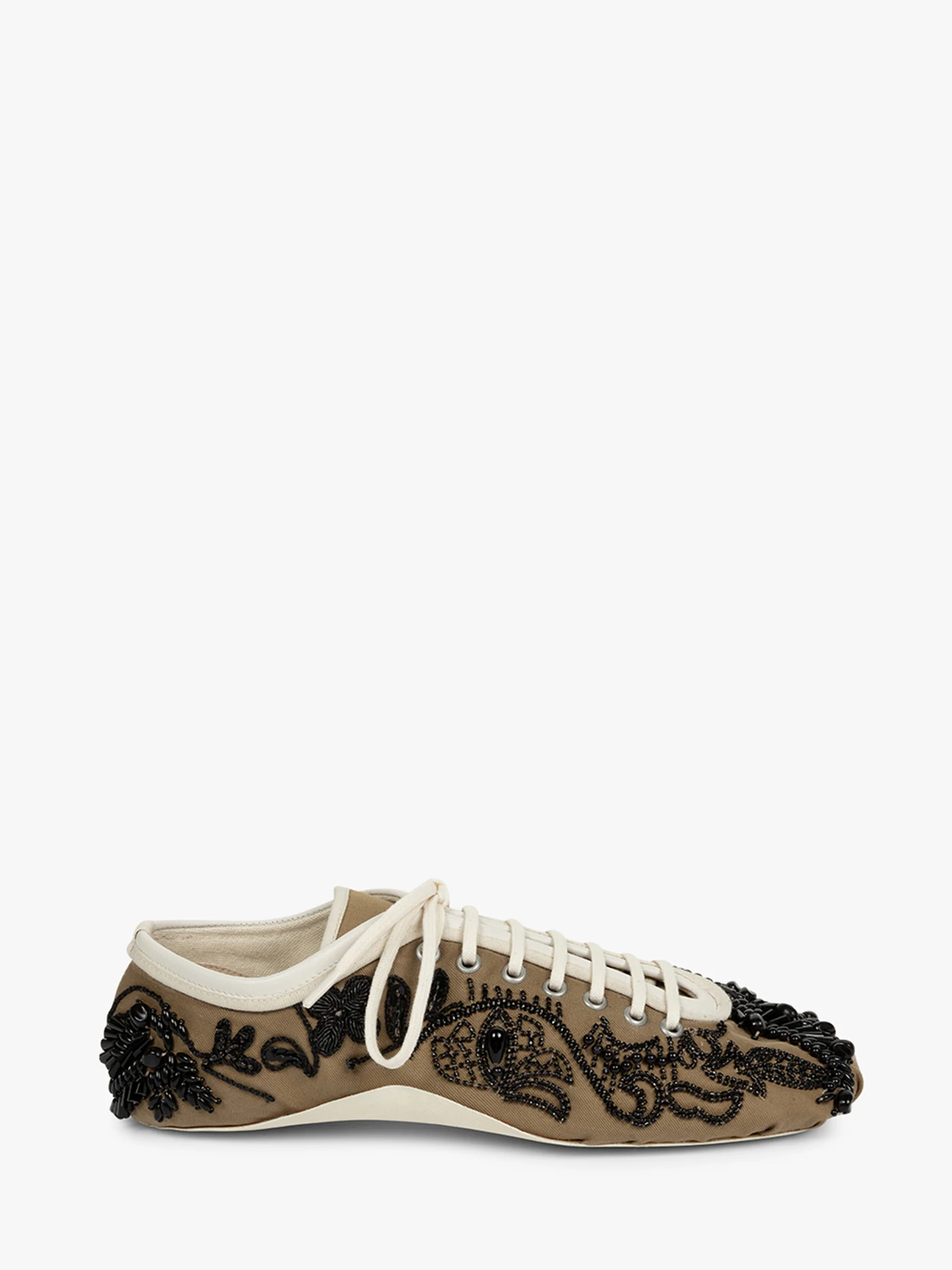 Embroidered ballerina sneakers