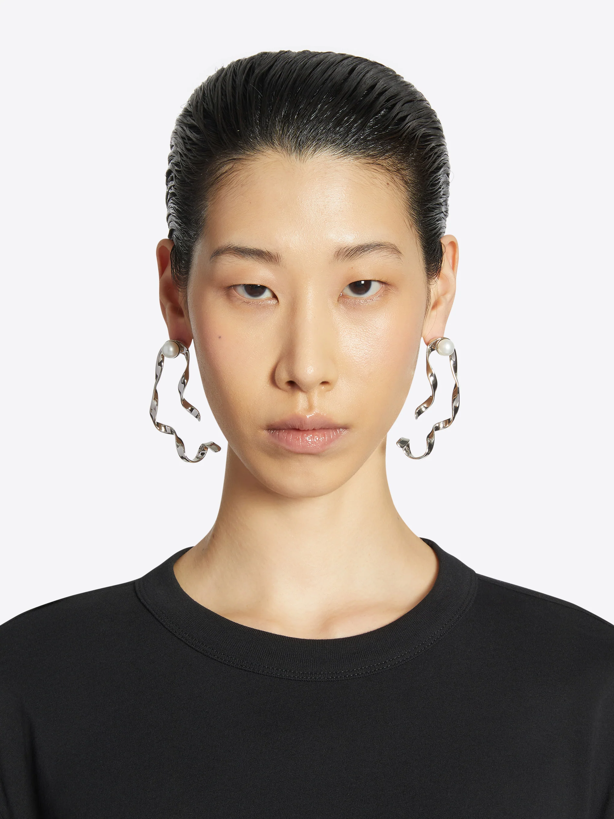 1991-wave-stud-earrings-4.webp Wave stud earrings