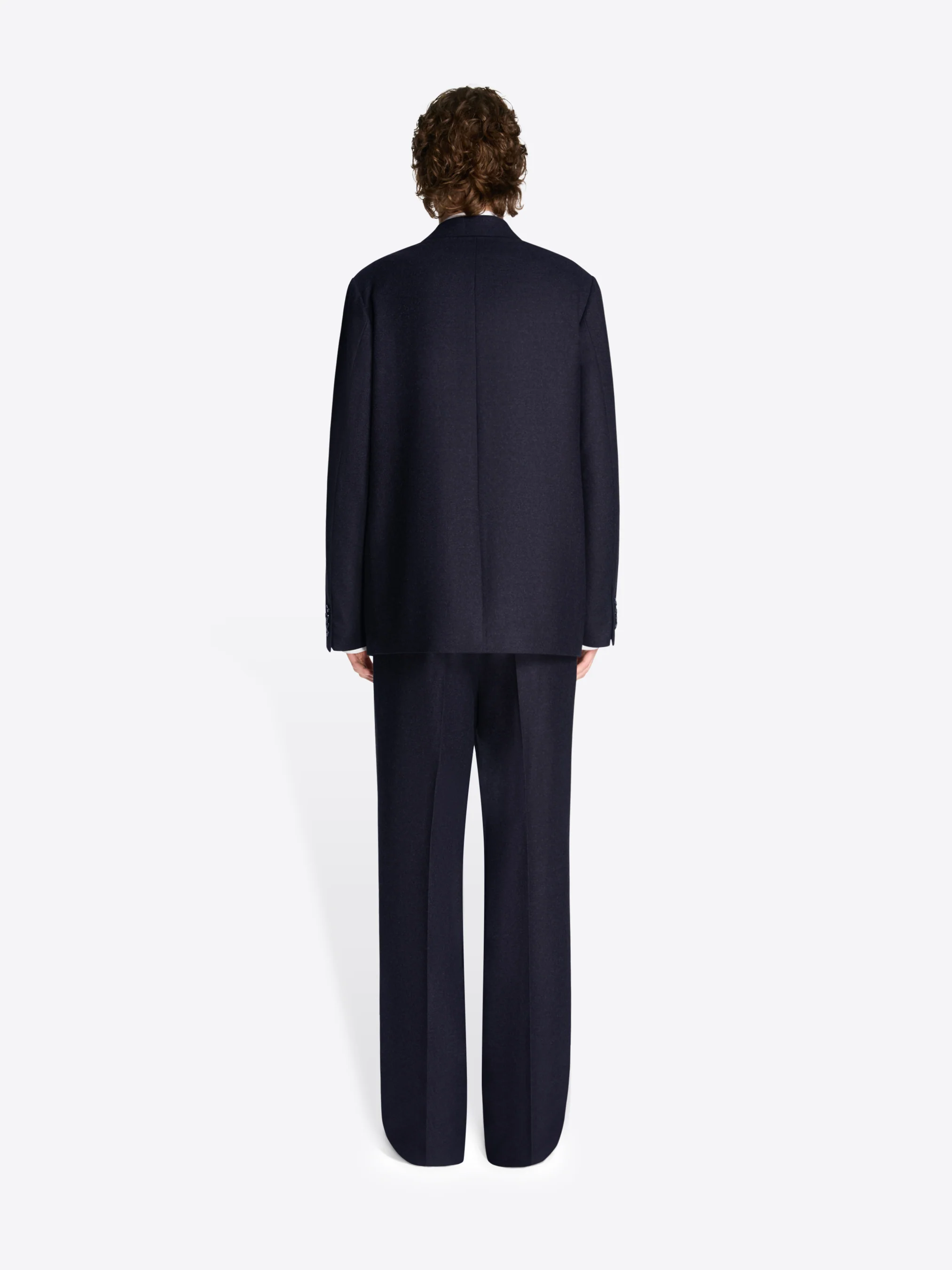 1994-loose-fit-suit-4.webp Loose fit suit