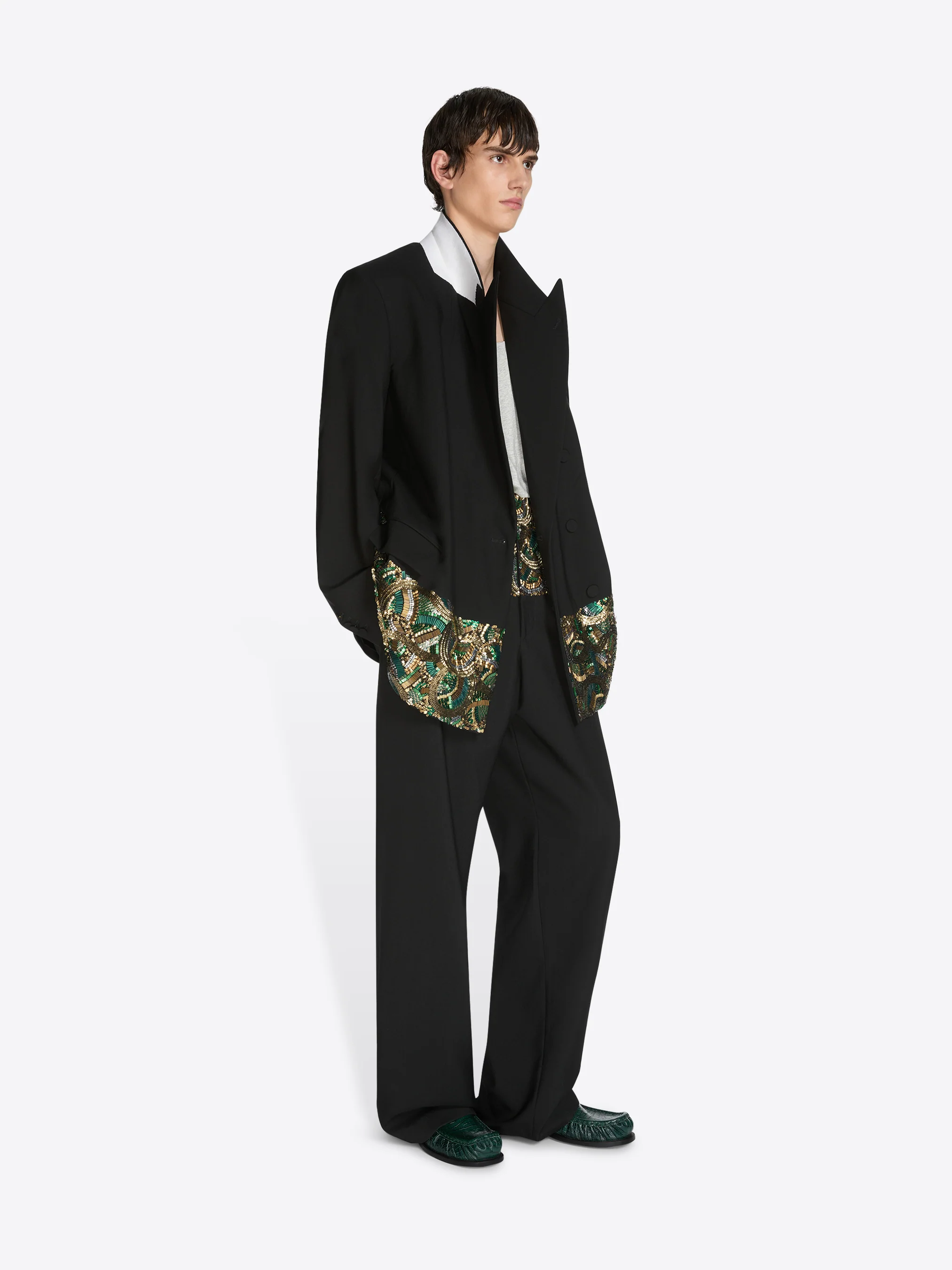 Embroidered blazer