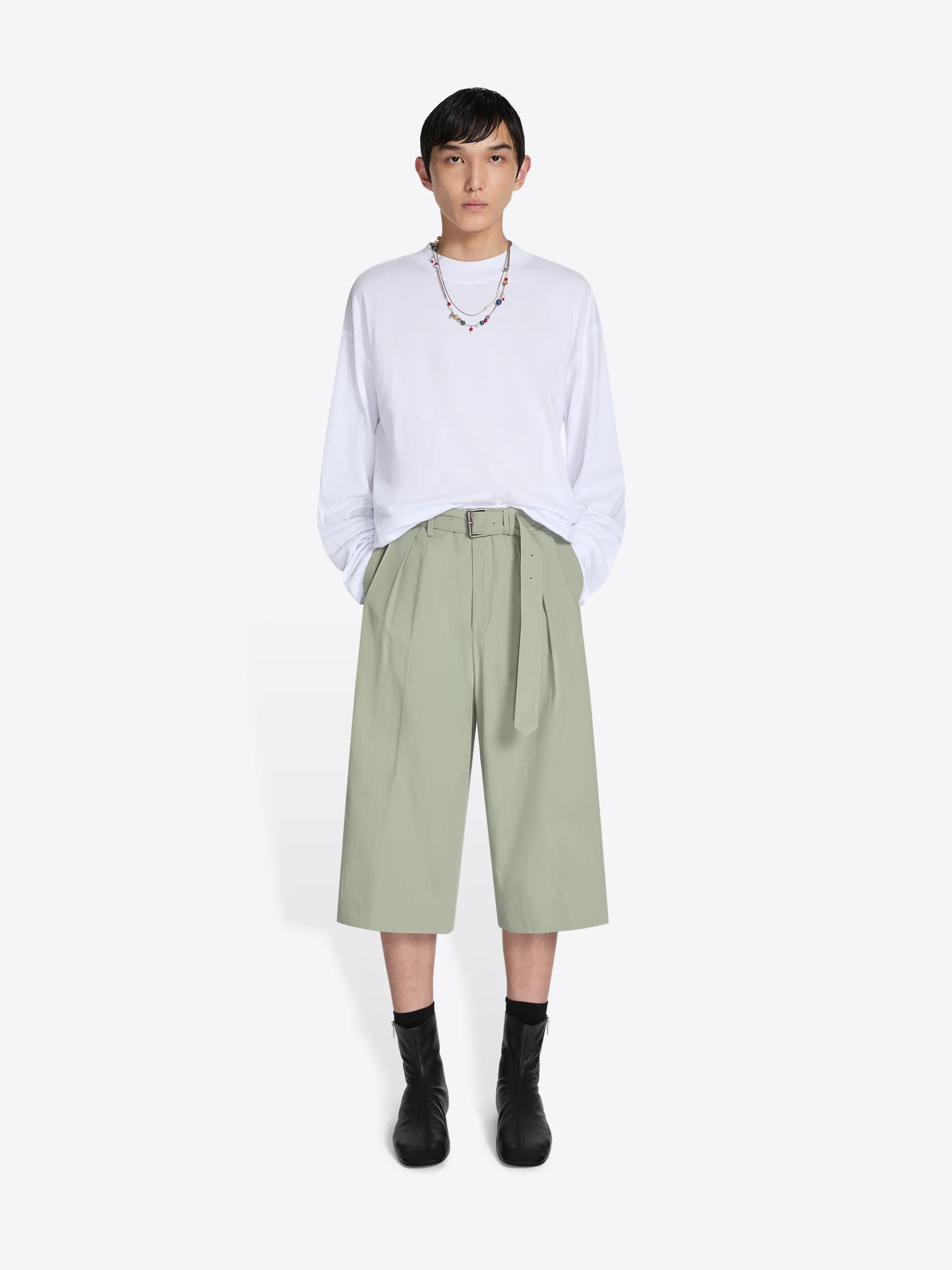 223-belted-cotton-poplin-shorts-2.webp Belted cotton poplin shorts