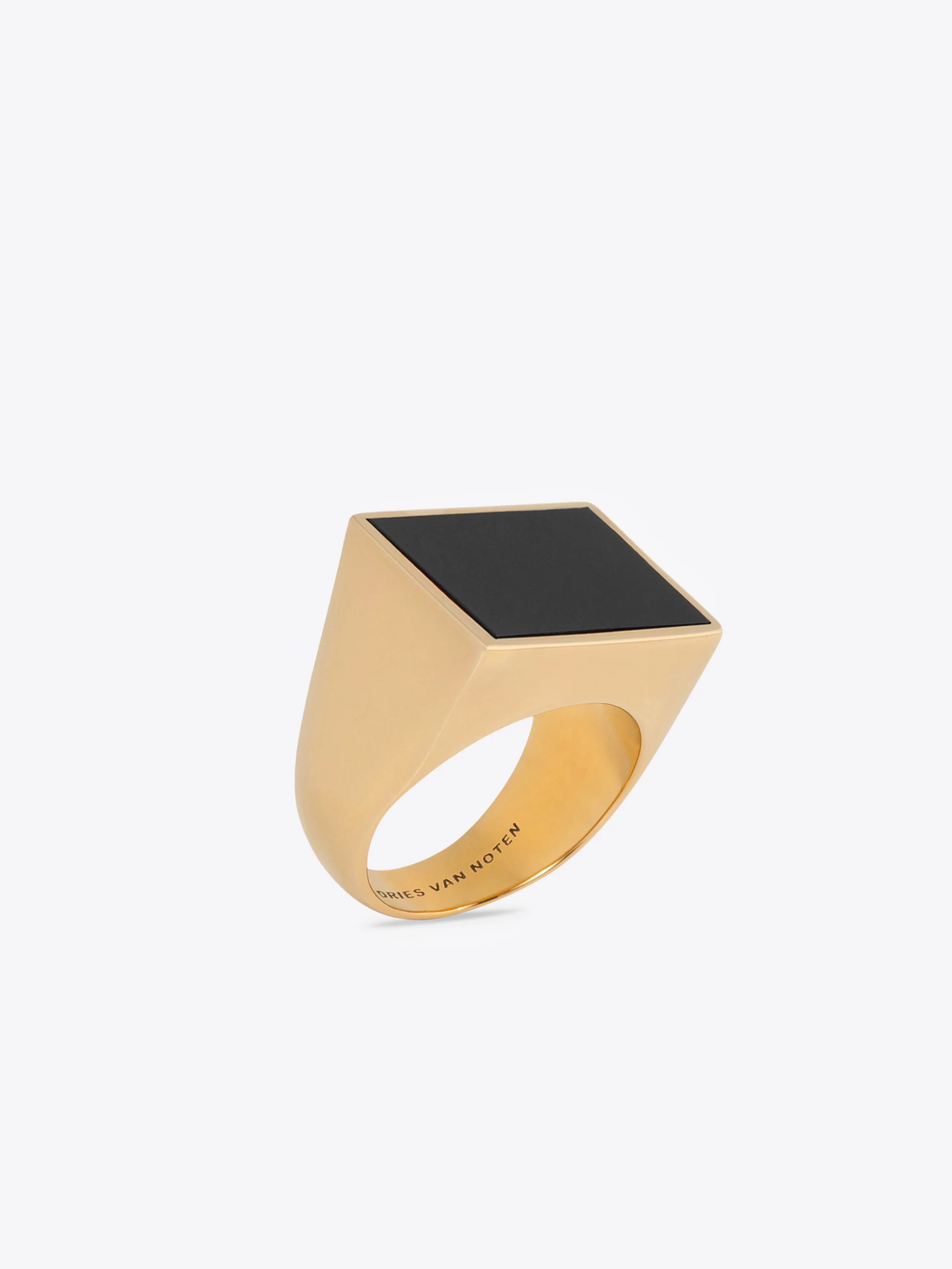 2246-signet-ring-2.webp Signet ring