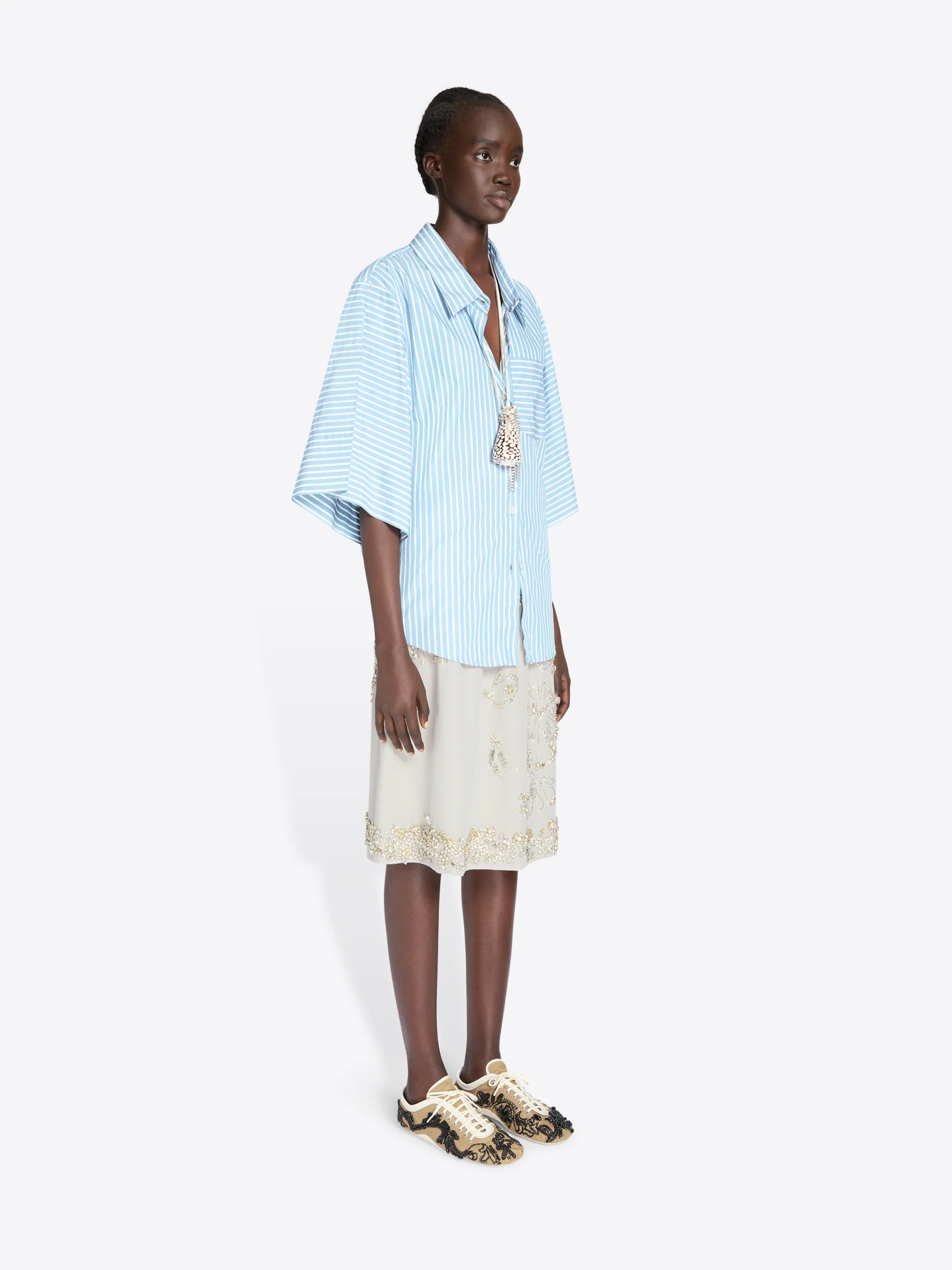 2330-short-sleeve-cotton-shirt-3.webp Short sleeve cotton shirt
