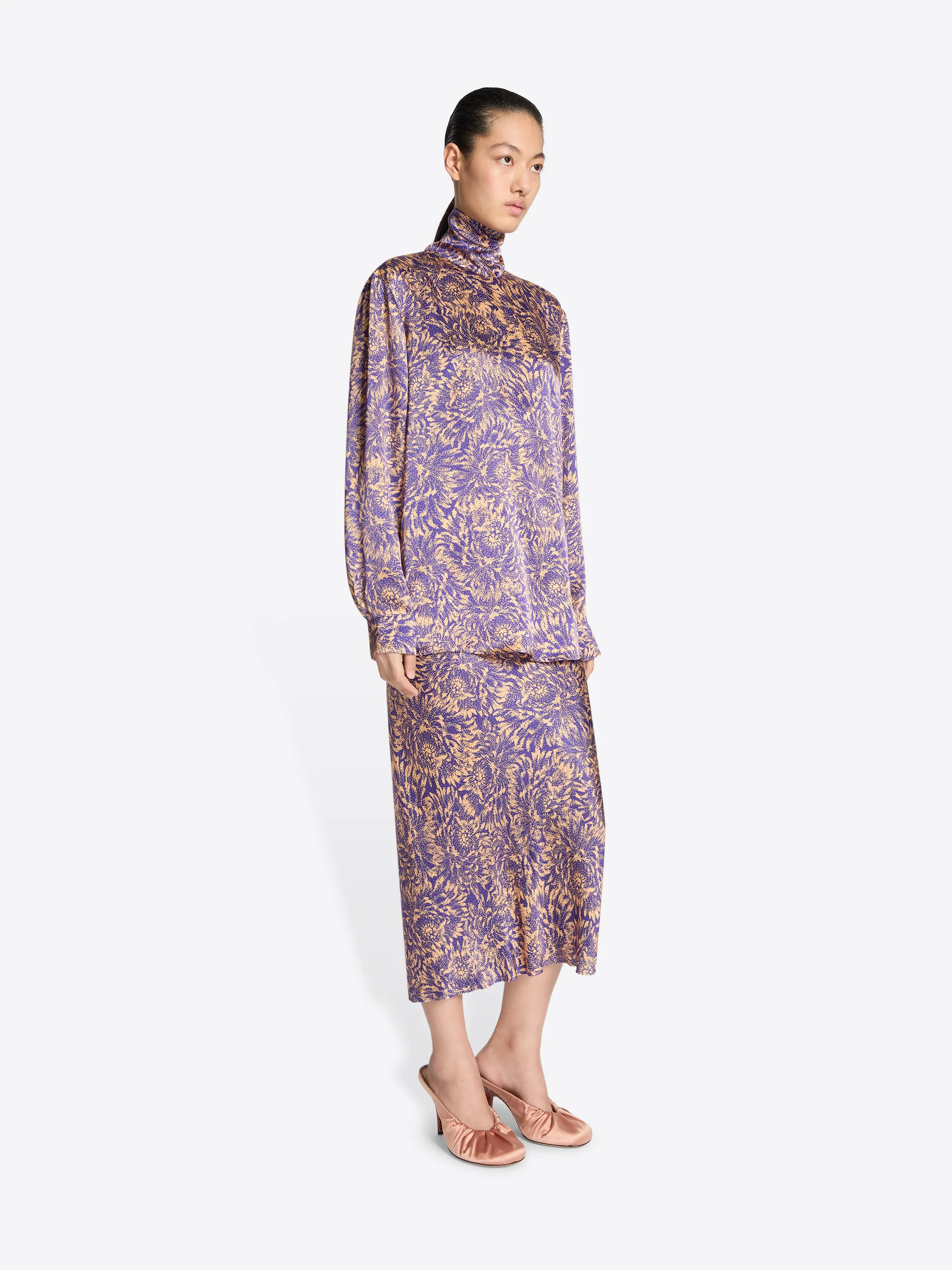 2414-printed-silk-shirt-3.webp Printed silk shirt