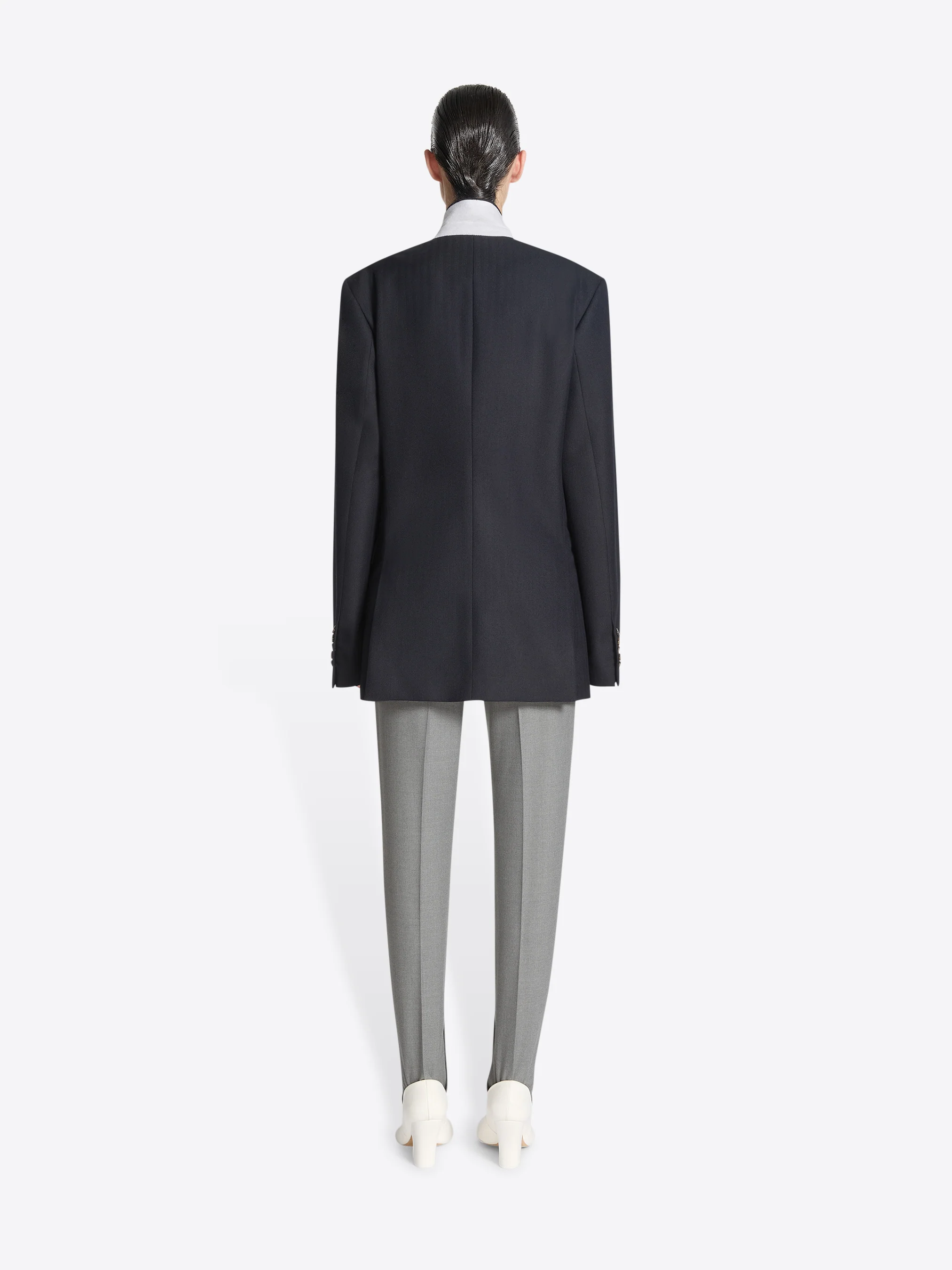 2422-oversized-wool-blazer-4.webp Oversized wool blazer