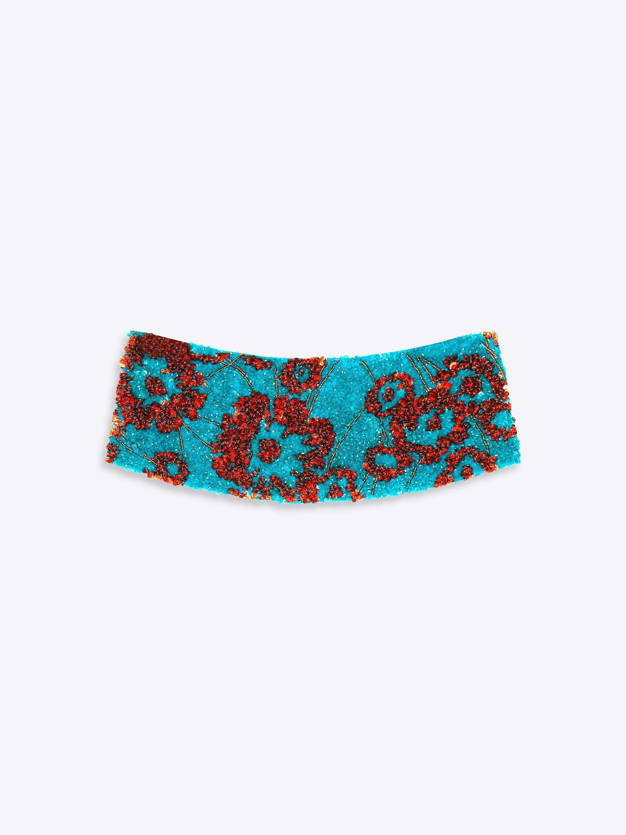 Embroidered cummerbund