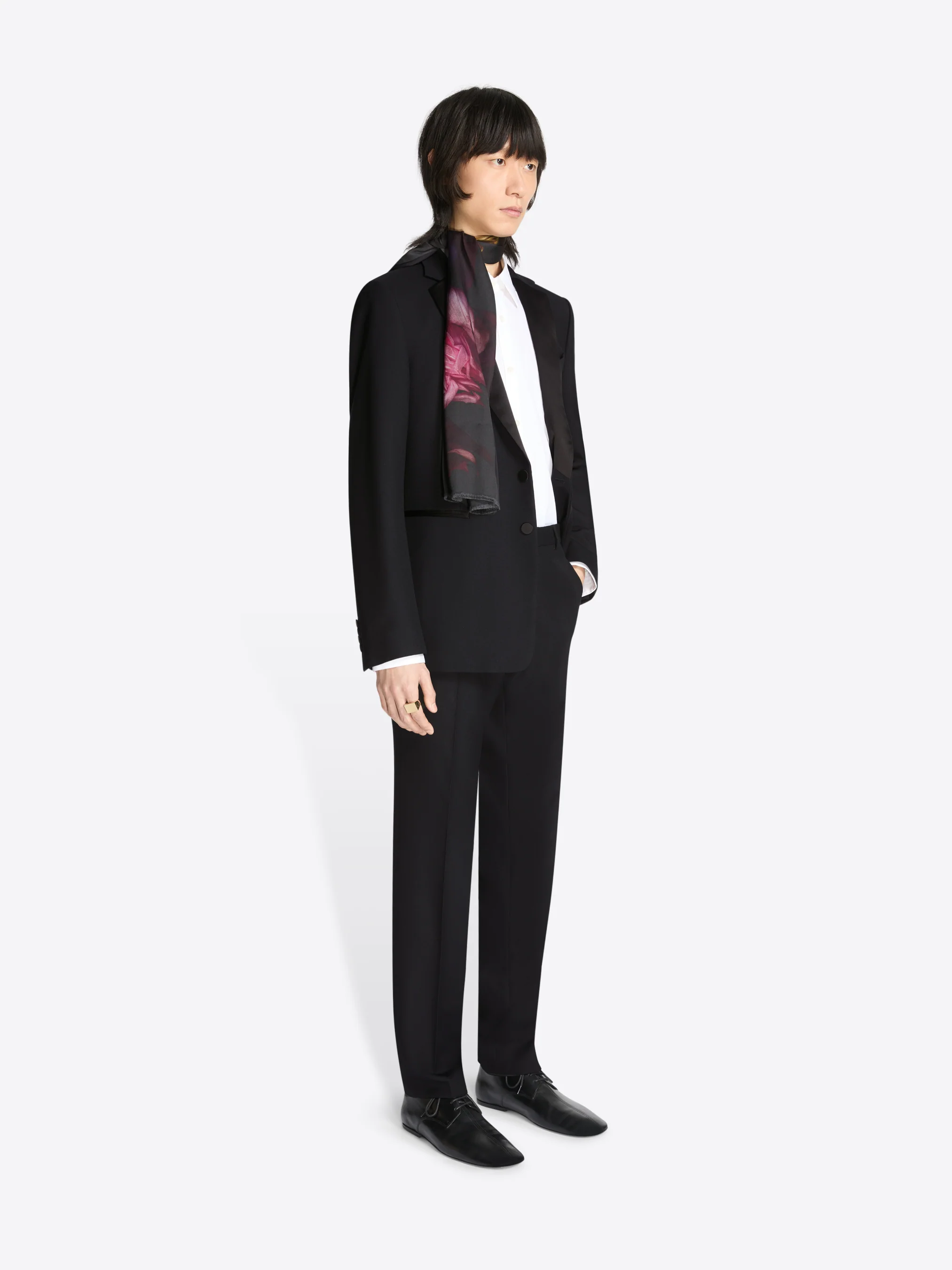 2605-slim-fit-tuxedo-3.webp Slim fit tuxedo