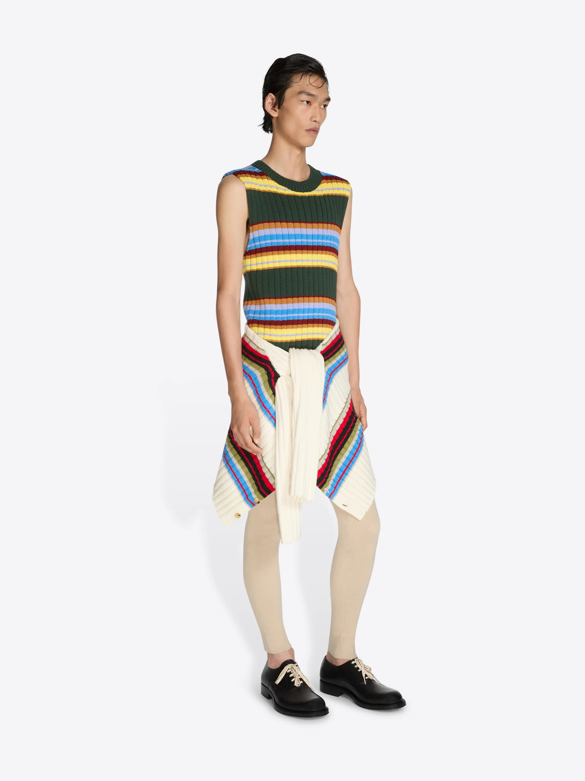 2915-striped-sleeveless-sweater-3.webp Striped sleeveless sweater