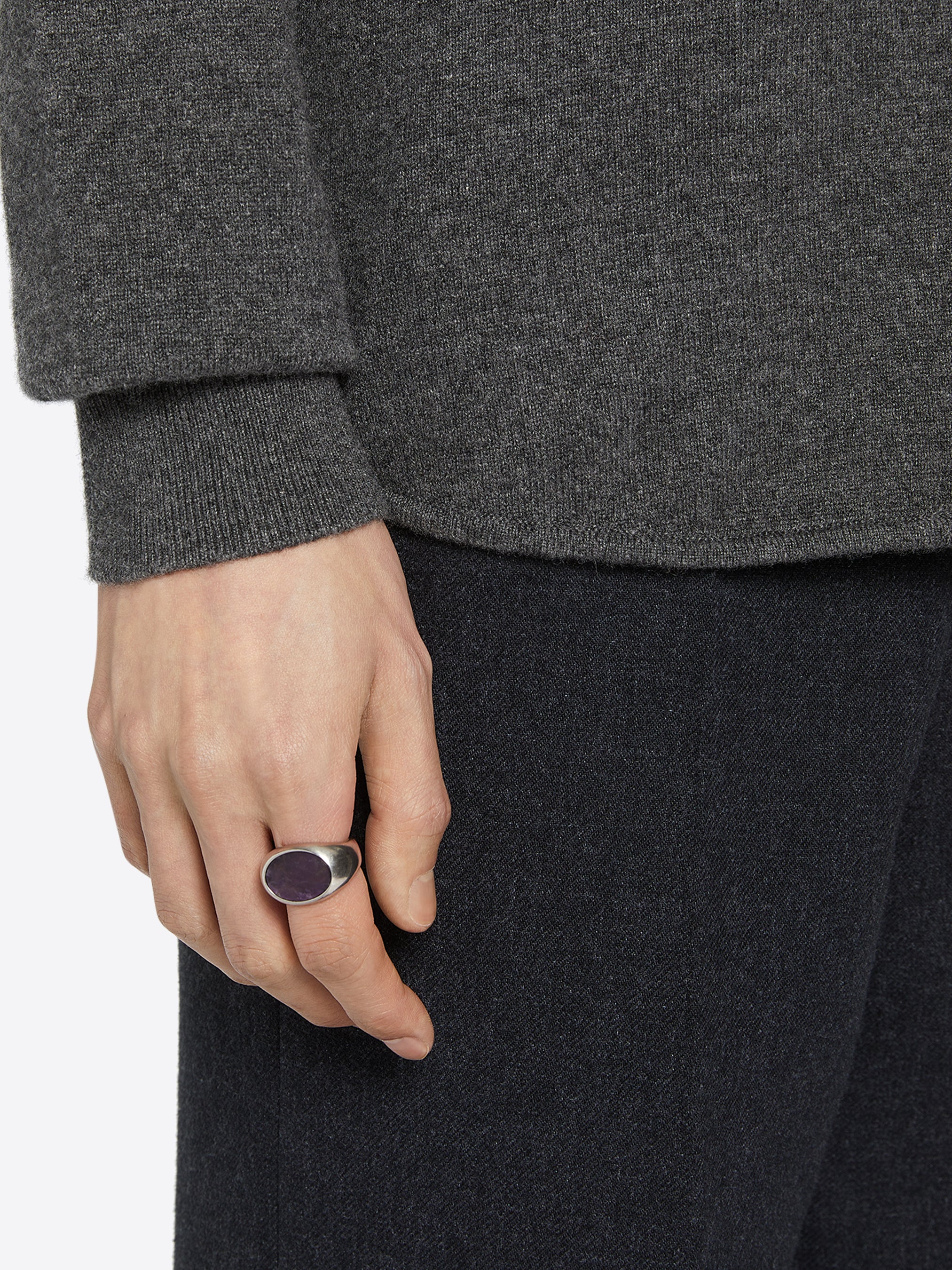 Stone signet ring
