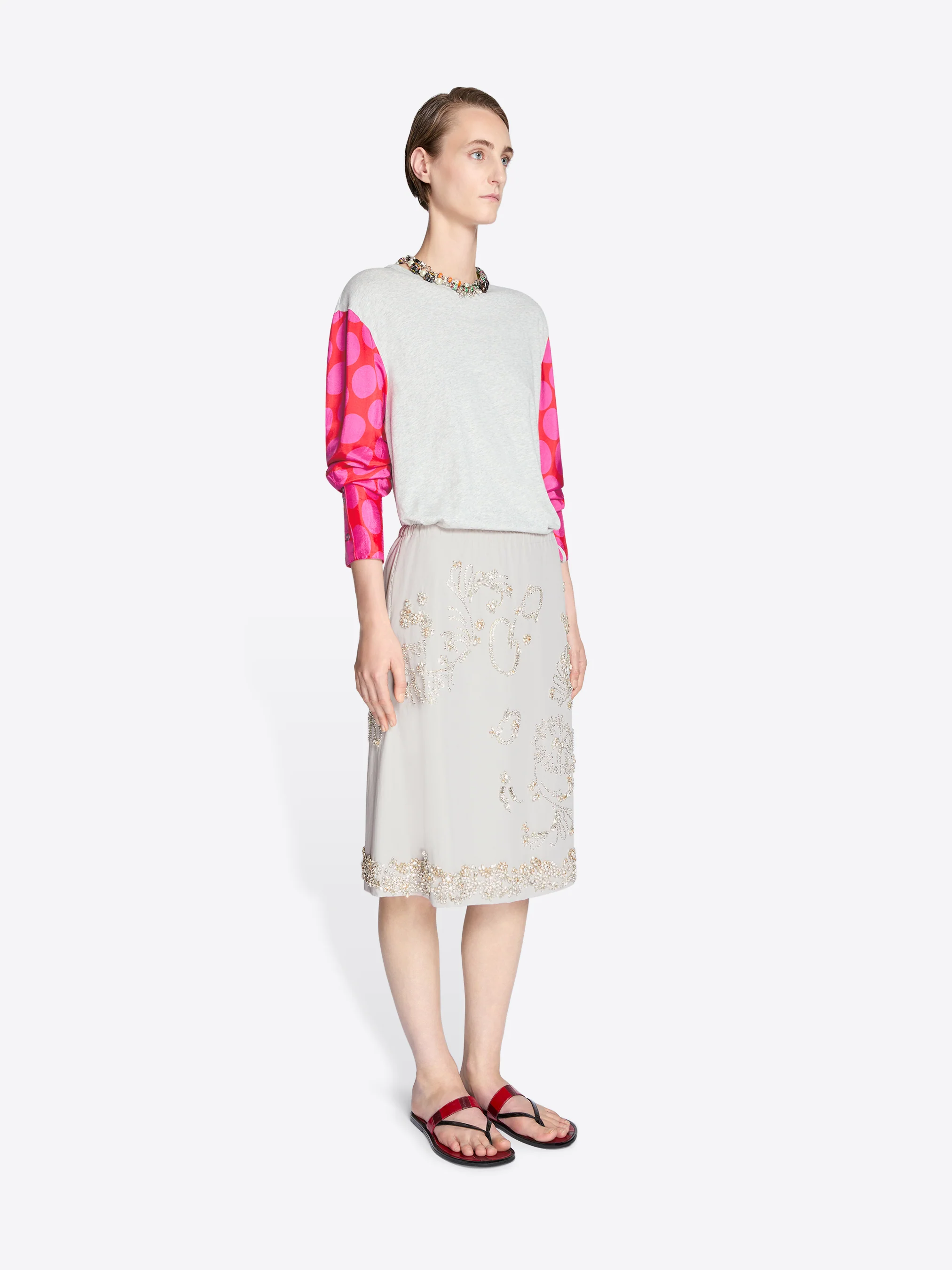 Contrast sleeves tee