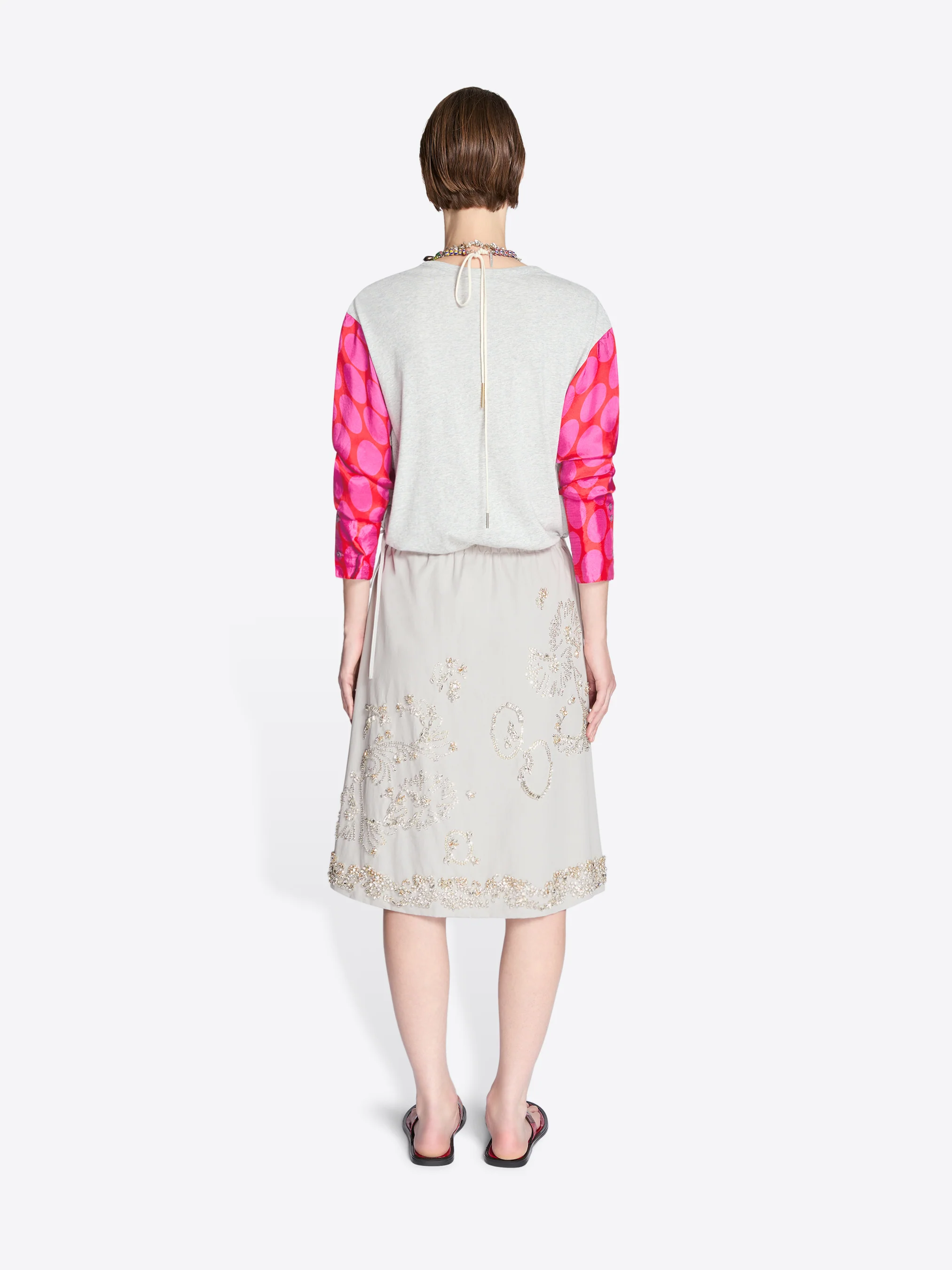 Contrast sleeves tee