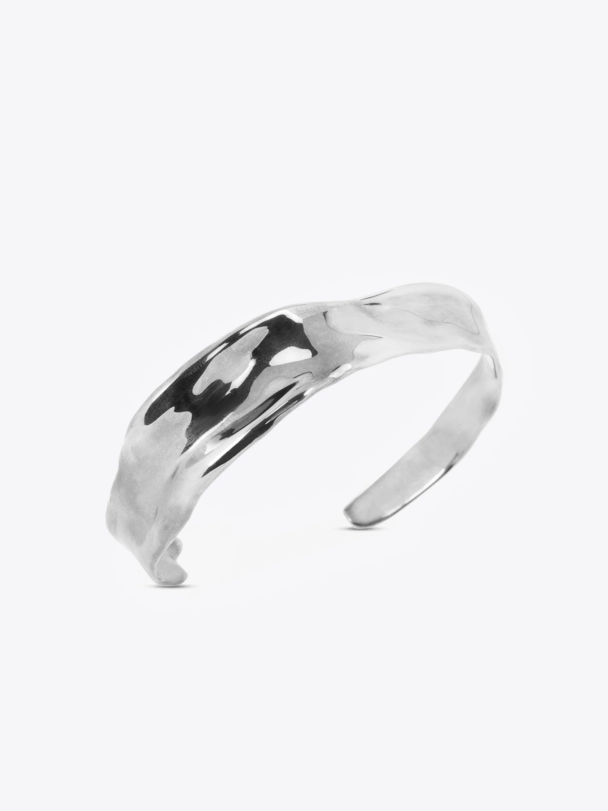 Anatomic bangle