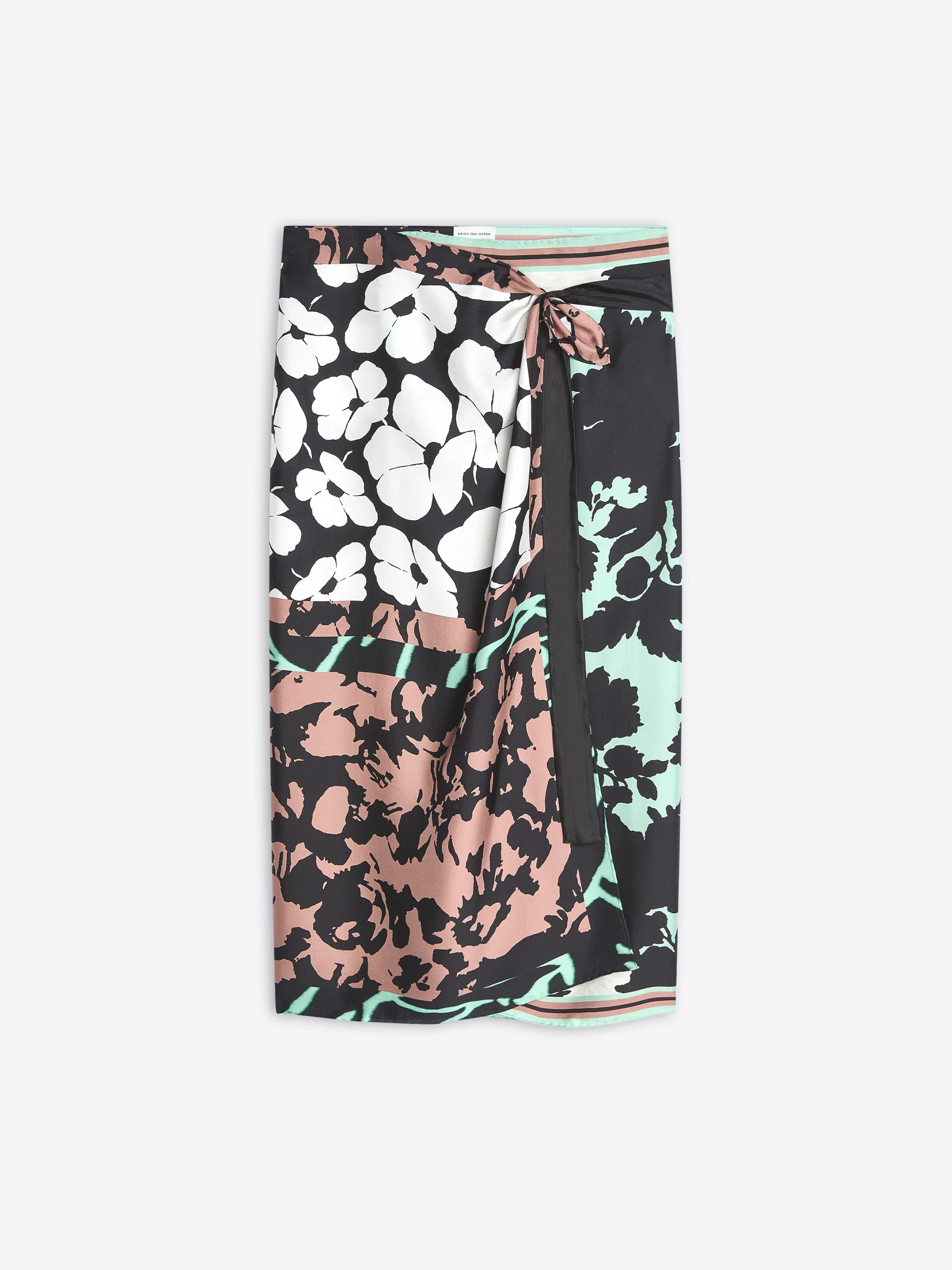 32-long-wrap-scarf-skirt-5.webp Long wrap scarf-skirt