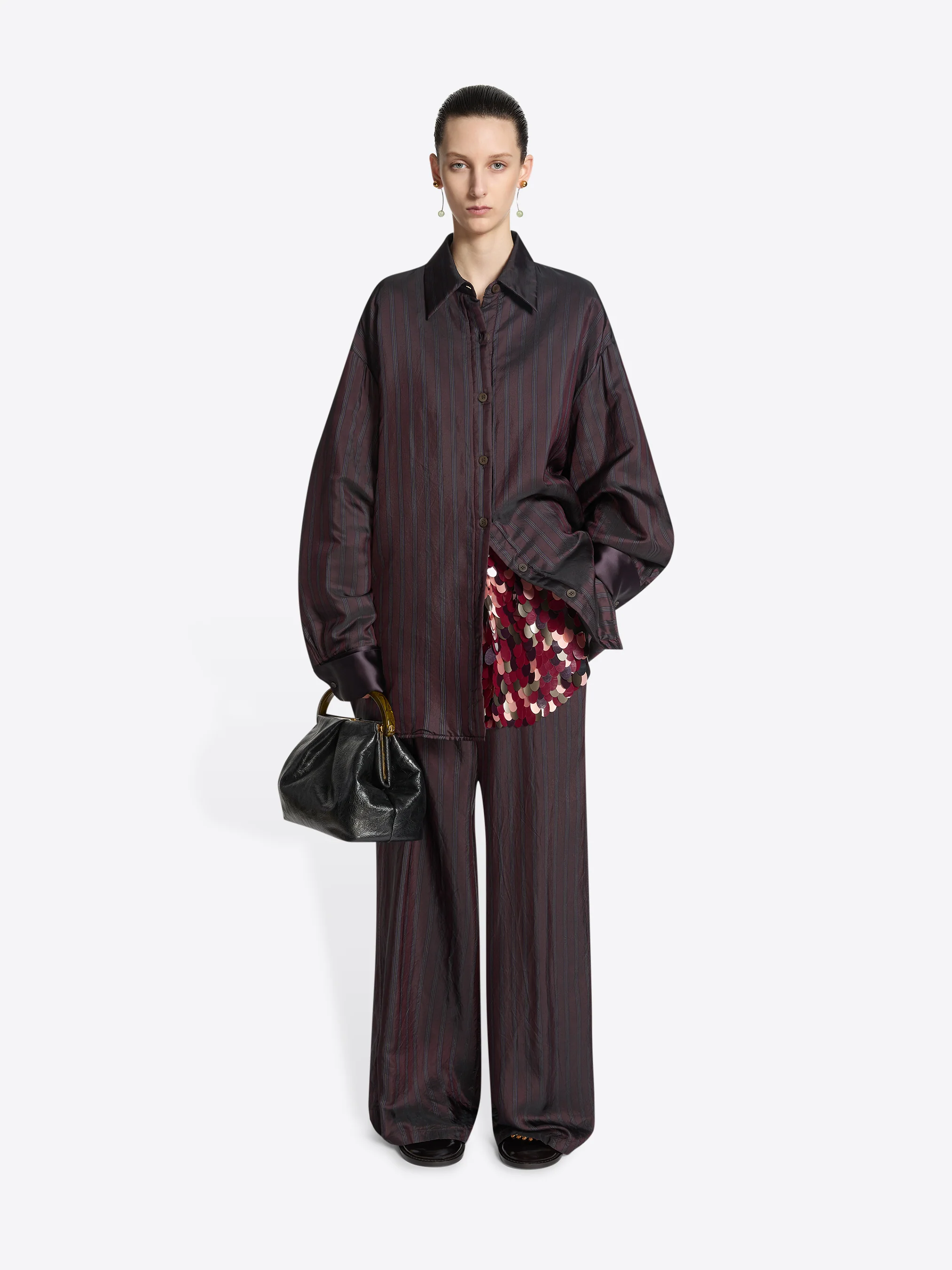 Pleated leather bag