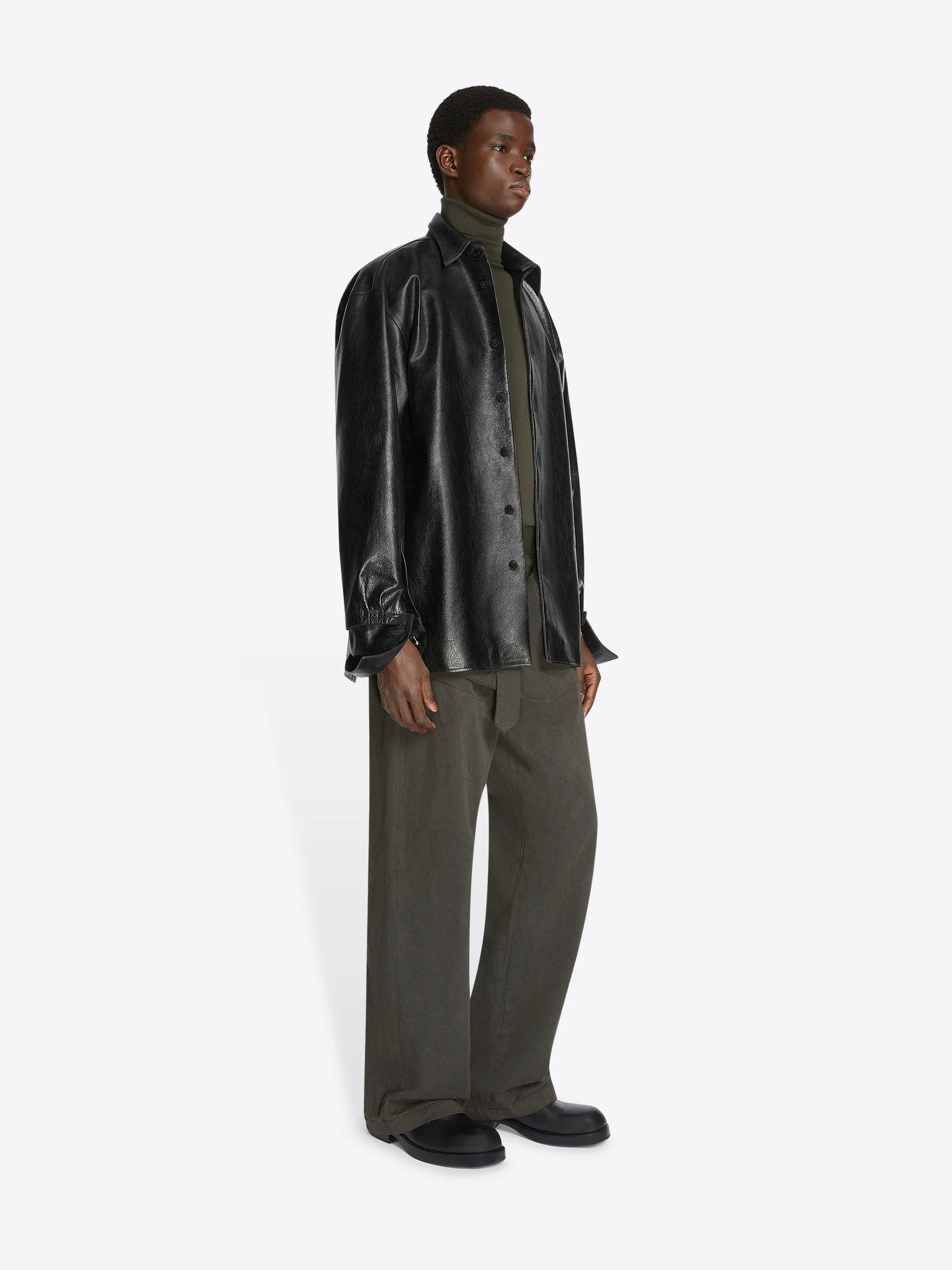 3377-adjustable-leather-shirt-3.webp Adjustable leather shirt