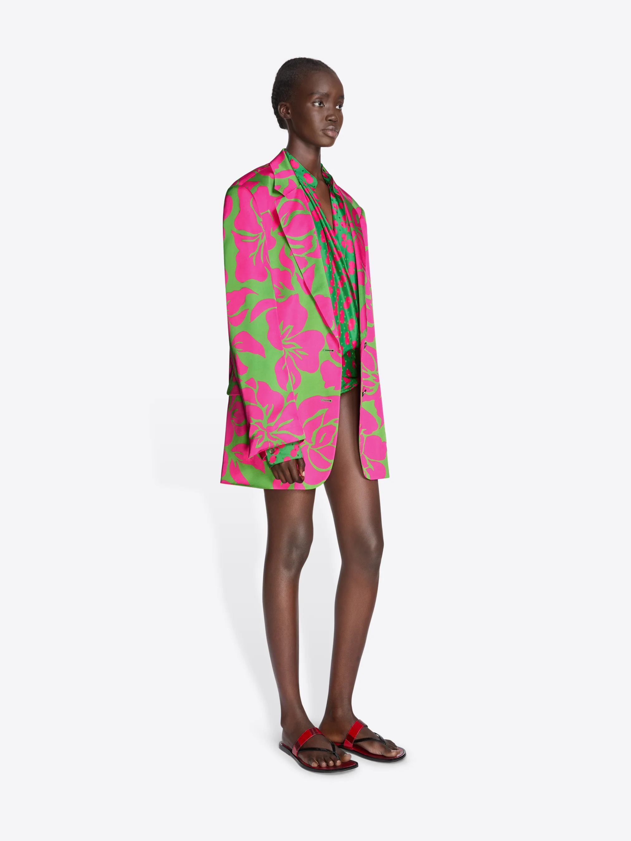 3435-oversized-satin-blazer-3.webp Oversized satin blazer