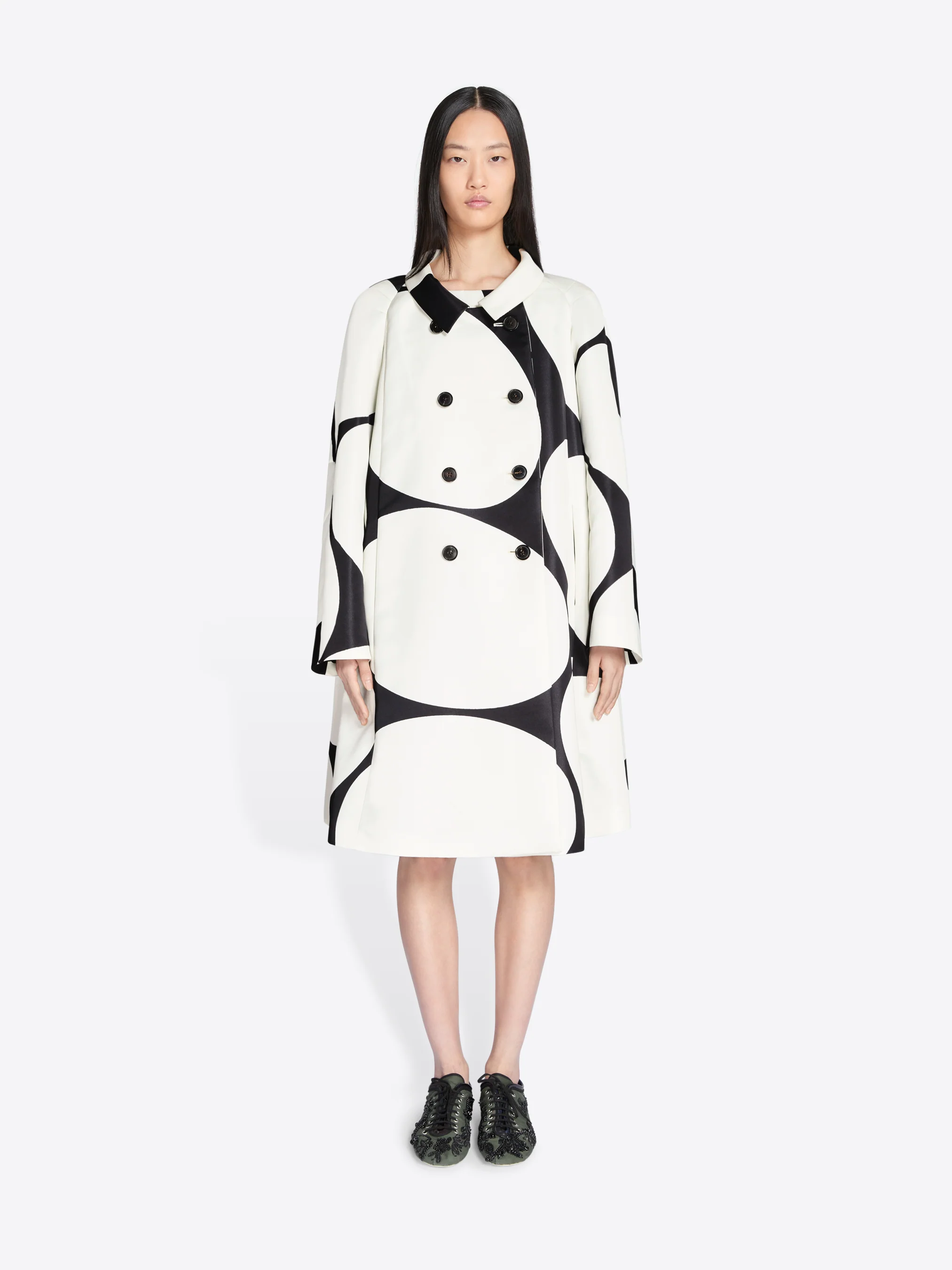 3599-printed-a-line-coat-2.webp Printed A-line coat