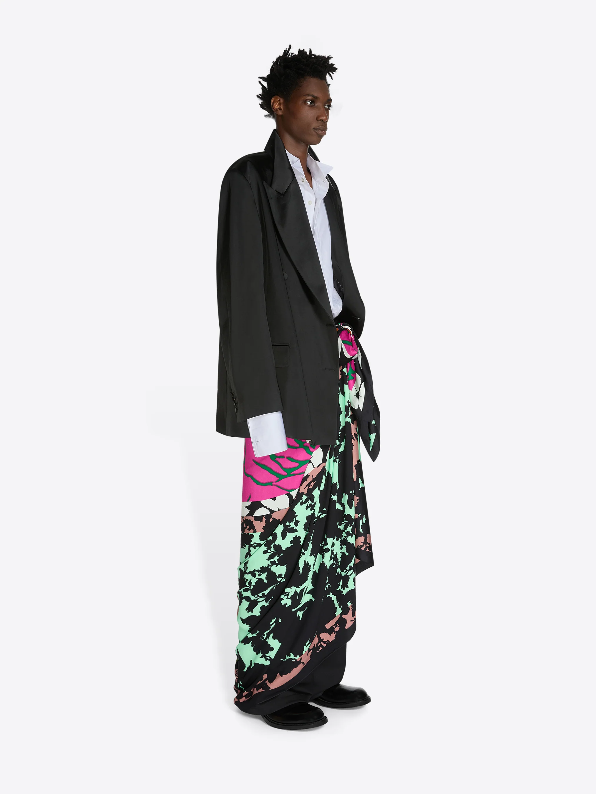3612-oversized-double-breasted-blazer-3.webp Oversized double breasted blazer