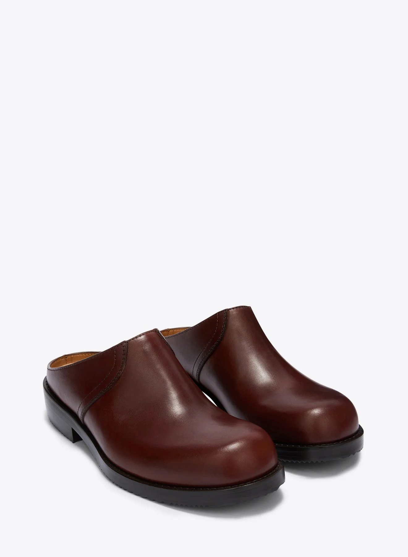 Leather clogs