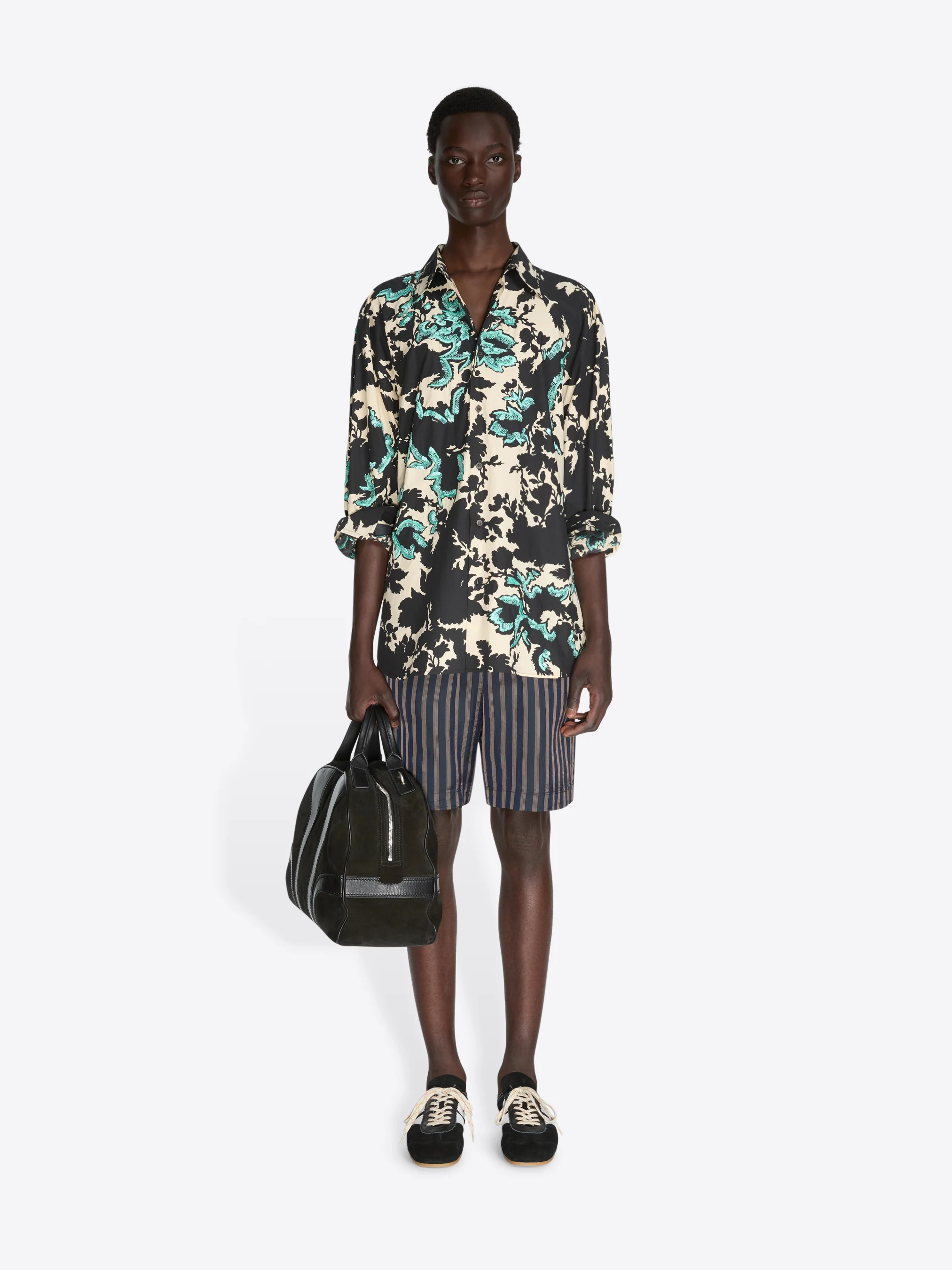 405-loose-embroidered-shirt-2.webp Loose embroidered shirt