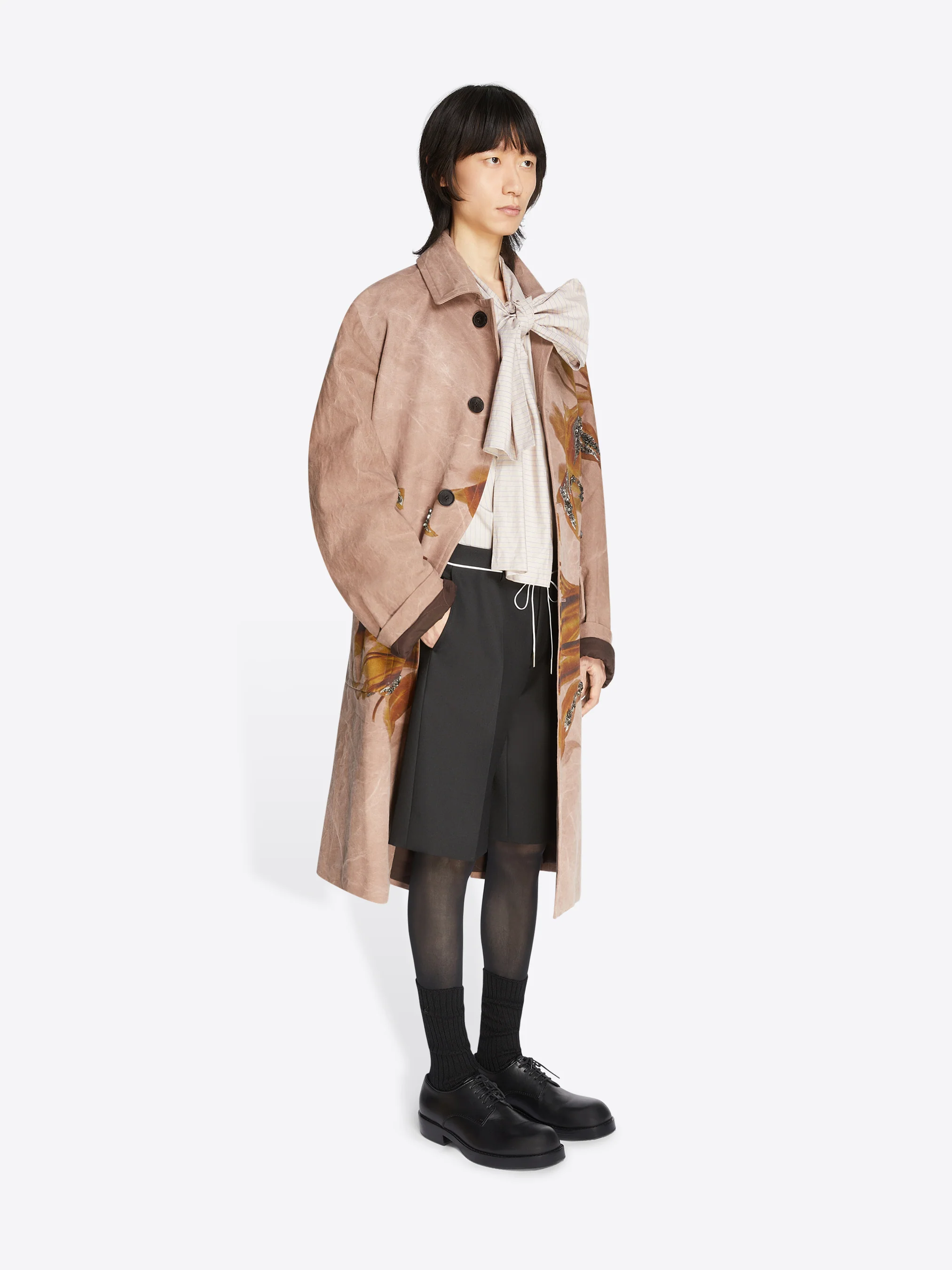 476-embroidered-mac-3.webp Embroidered mac