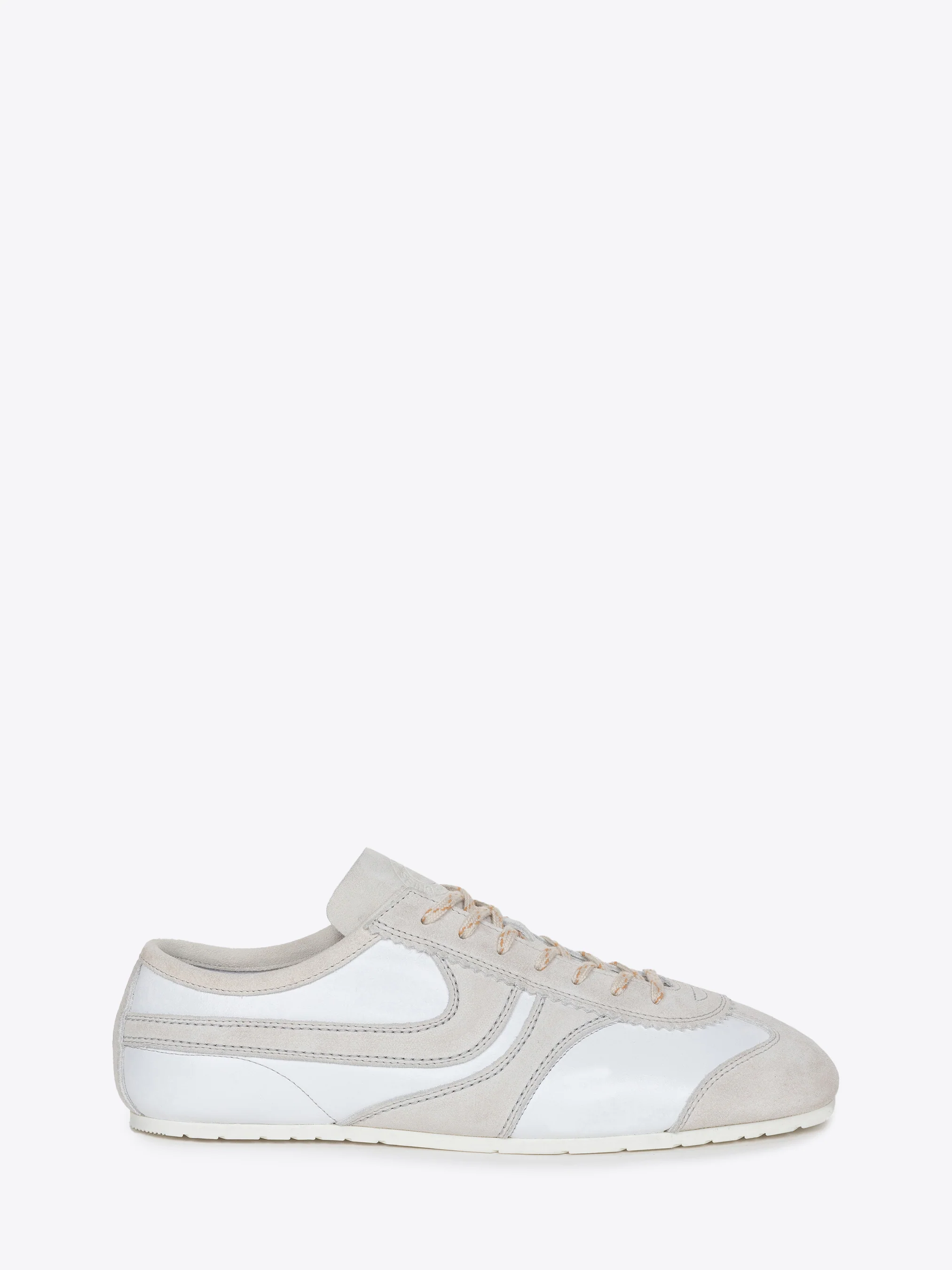 879-suede-sneakers-1.webp Suede sneakers