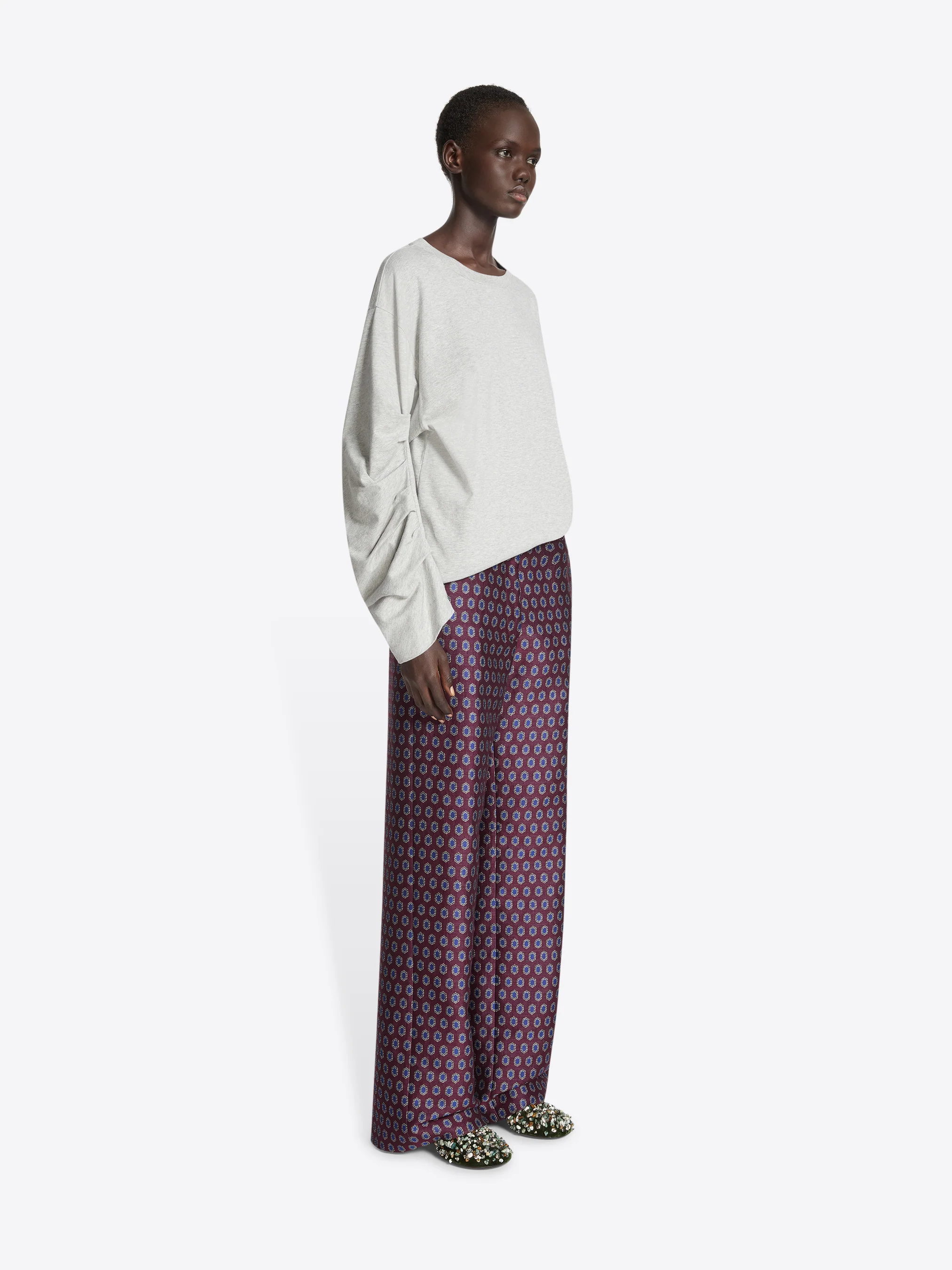 951-pleated-sleeves-t-shirt-3.webp Pleated sleeves T-shirt