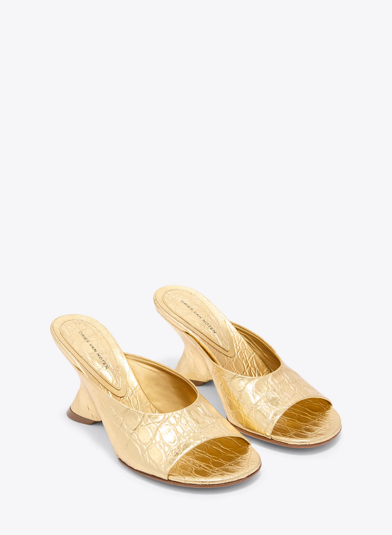 985-open-toe-leather-mules-3.webp Open-toe leather mules